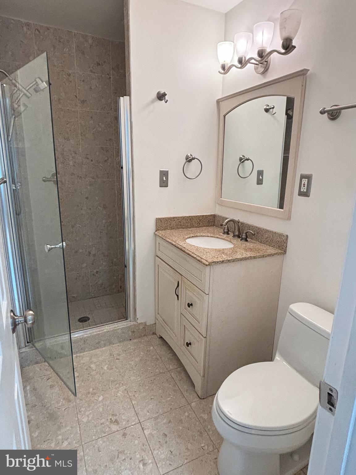 PLYMOUTH GARDENS - Residential Lease