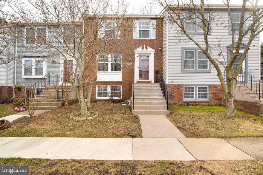 Bright & Spacious 3-Level Brick Townhouse, 3 Bedrooms on the Upper Level with Ample Closet Space. 4th Bedroom in the Lower Level W/Private Full Bath. Hardwood Floor in throughout the Main Level, Updated Kitchen with SS Appliances. Spacious Fully finished Walk-out Basement with Rec Room & Wood Burning Fireplace, Brick Patio with Fenced Backyard. Conveniently Located! Walking Distance to Kingstowne Town Center and Just Minutes from Wegmans, Ft. Belvoir and Springfield Town Center, I-495 and I-395.