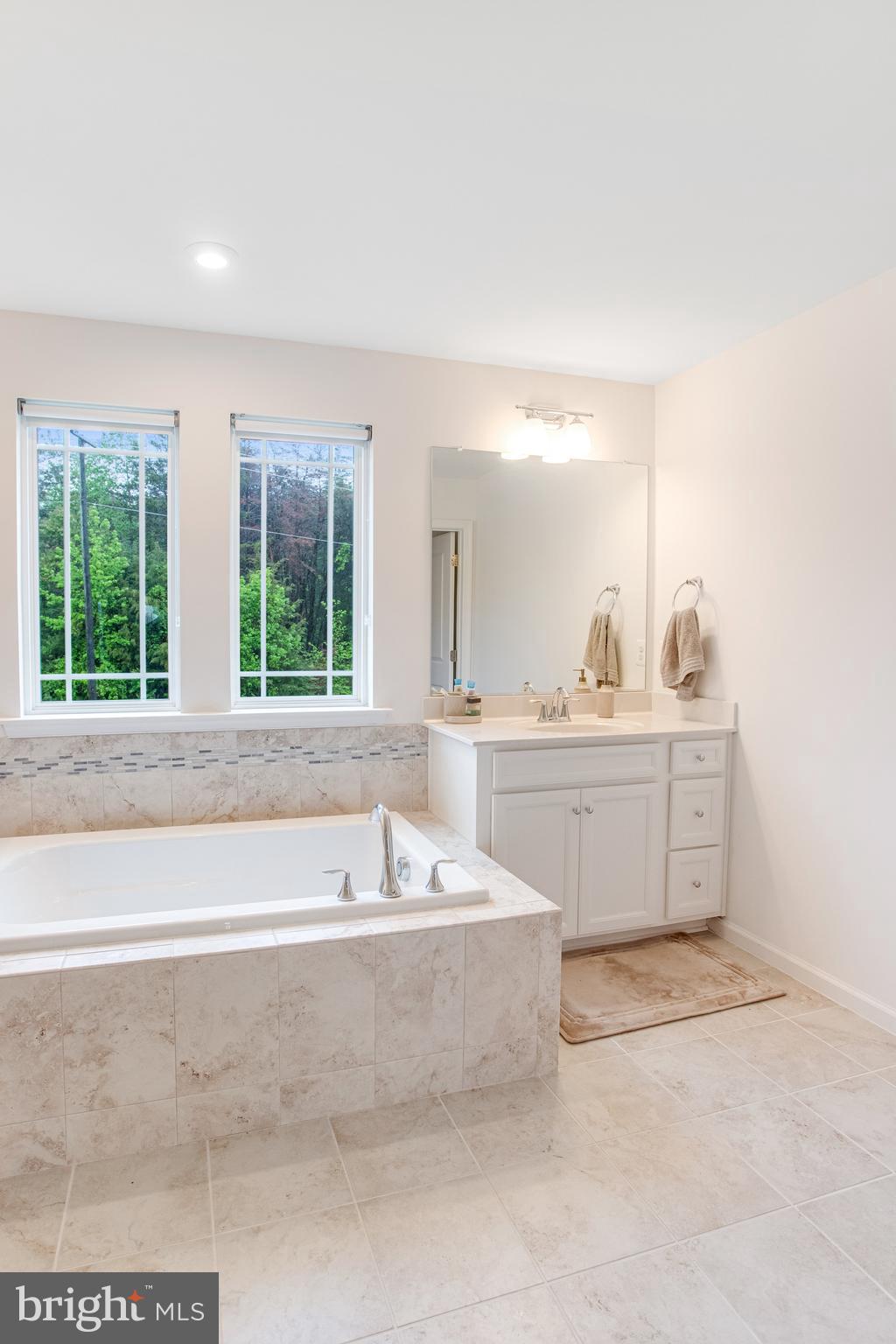 EMBREY MILL - Residential