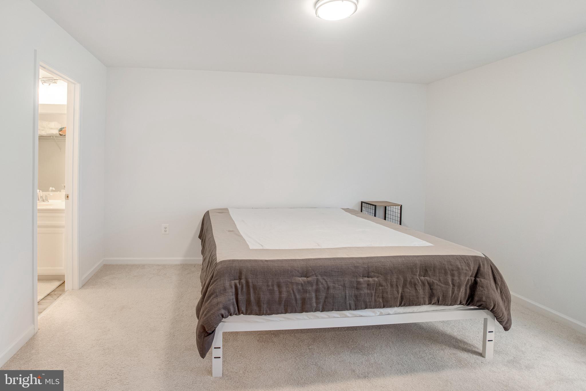 EMBREY MILL - Residential