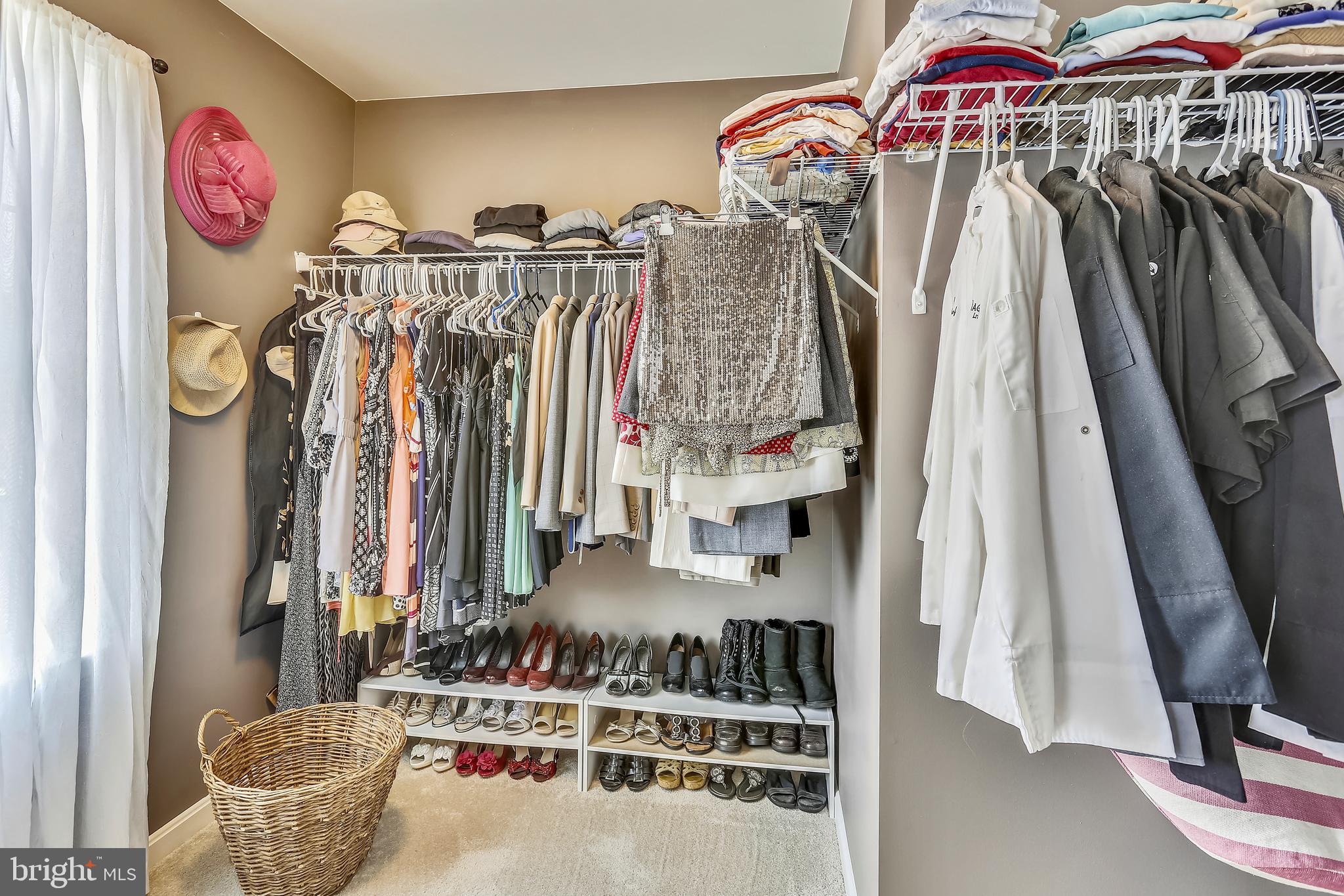 NORTH BROOK - Residential