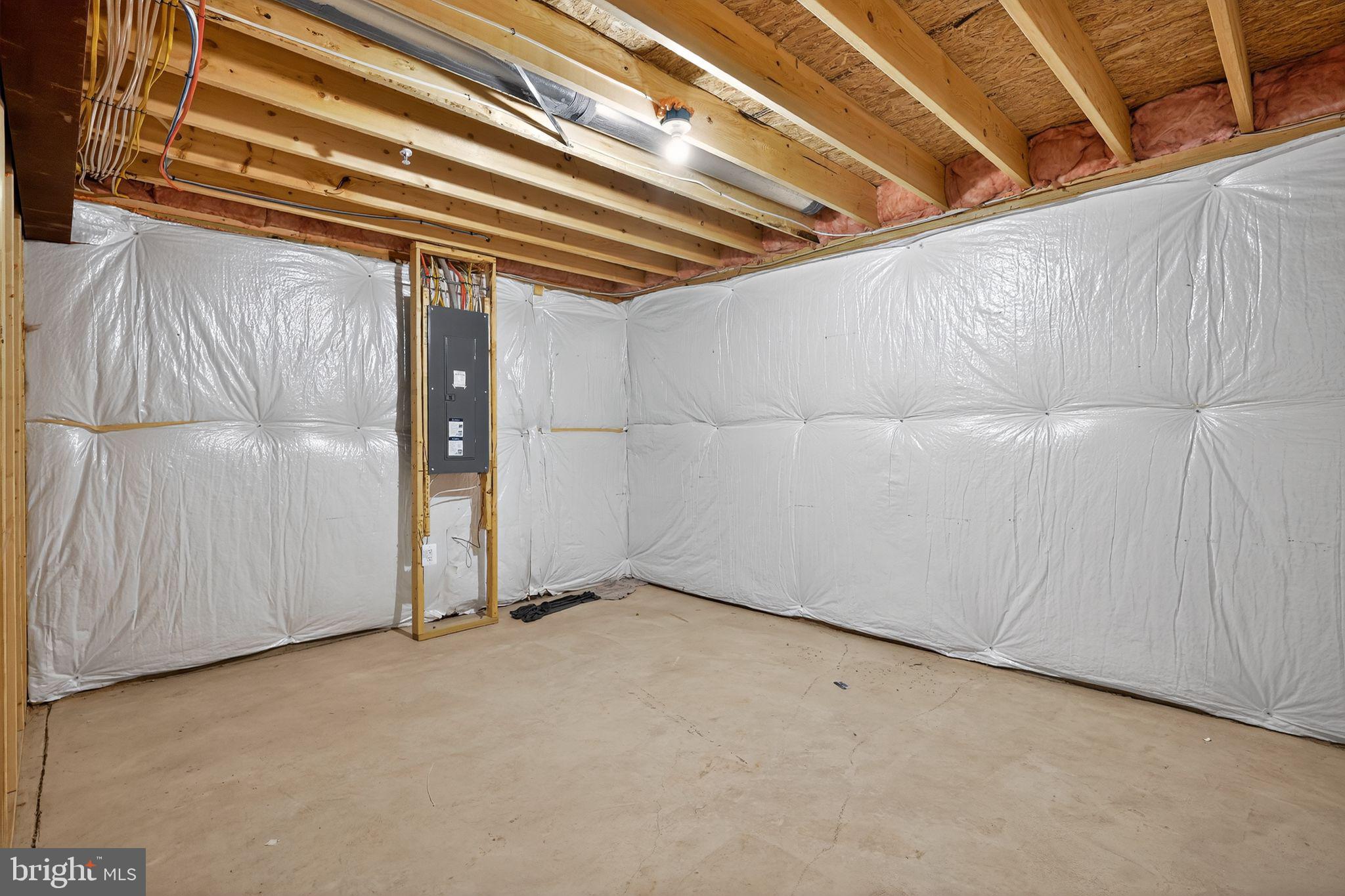 TIMOTHY BRANCH SINGLES - Residential