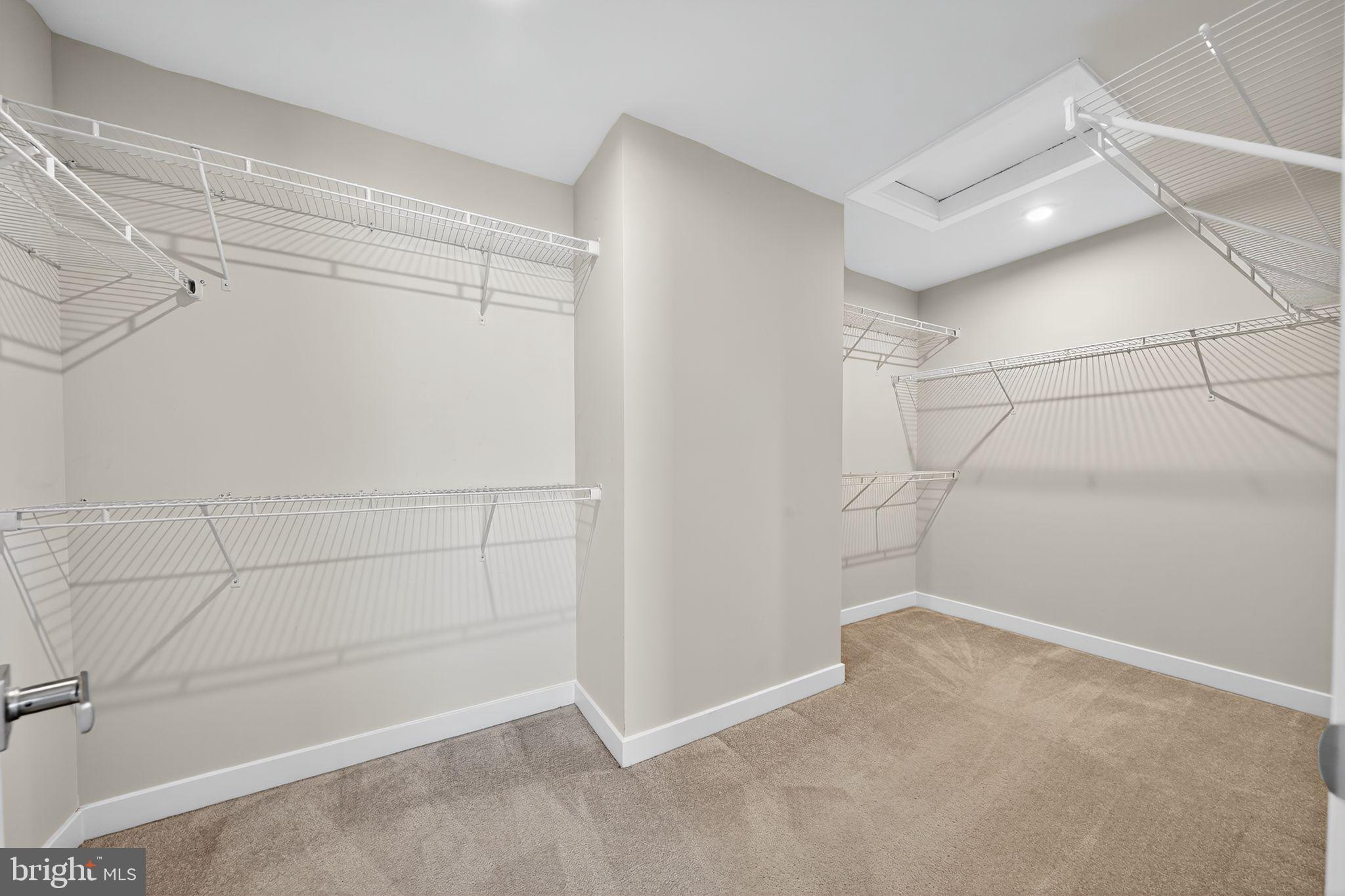 TIMOTHY BRANCH SINGLES - Residential