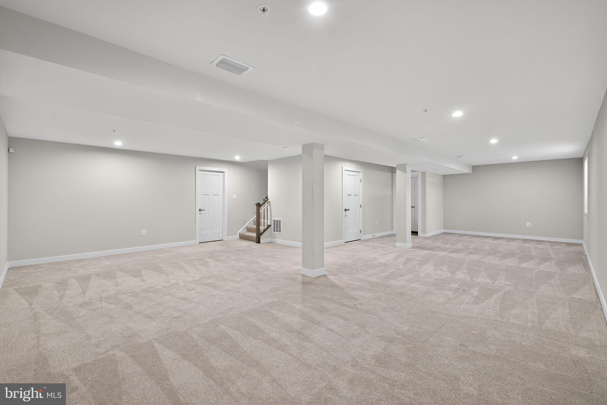 TIMOTHY BRANCH SINGLES - Residential