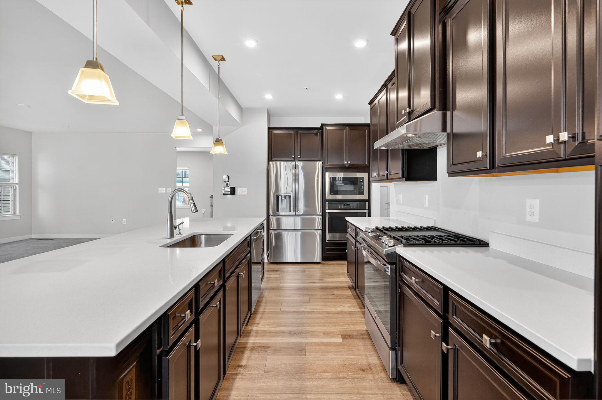 TIMOTHY BRANCH SINGLES - Residential