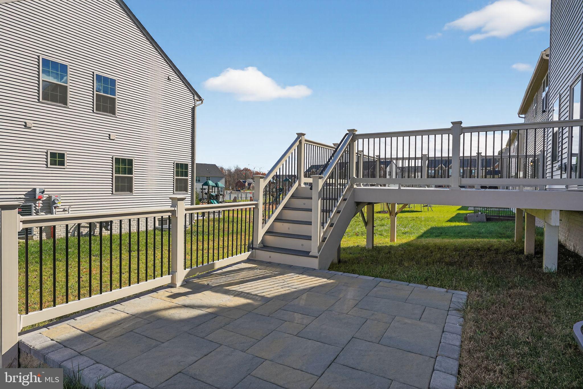 TIMOTHY BRANCH SINGLES - Residential