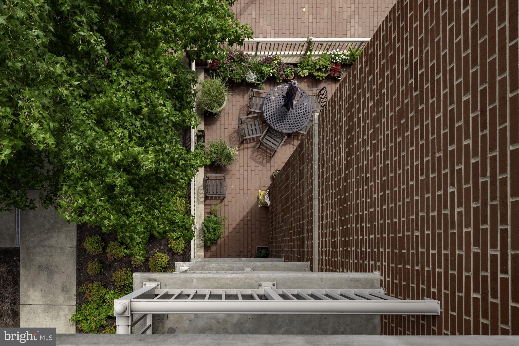 ELAN AT EAST MARKET - Residential