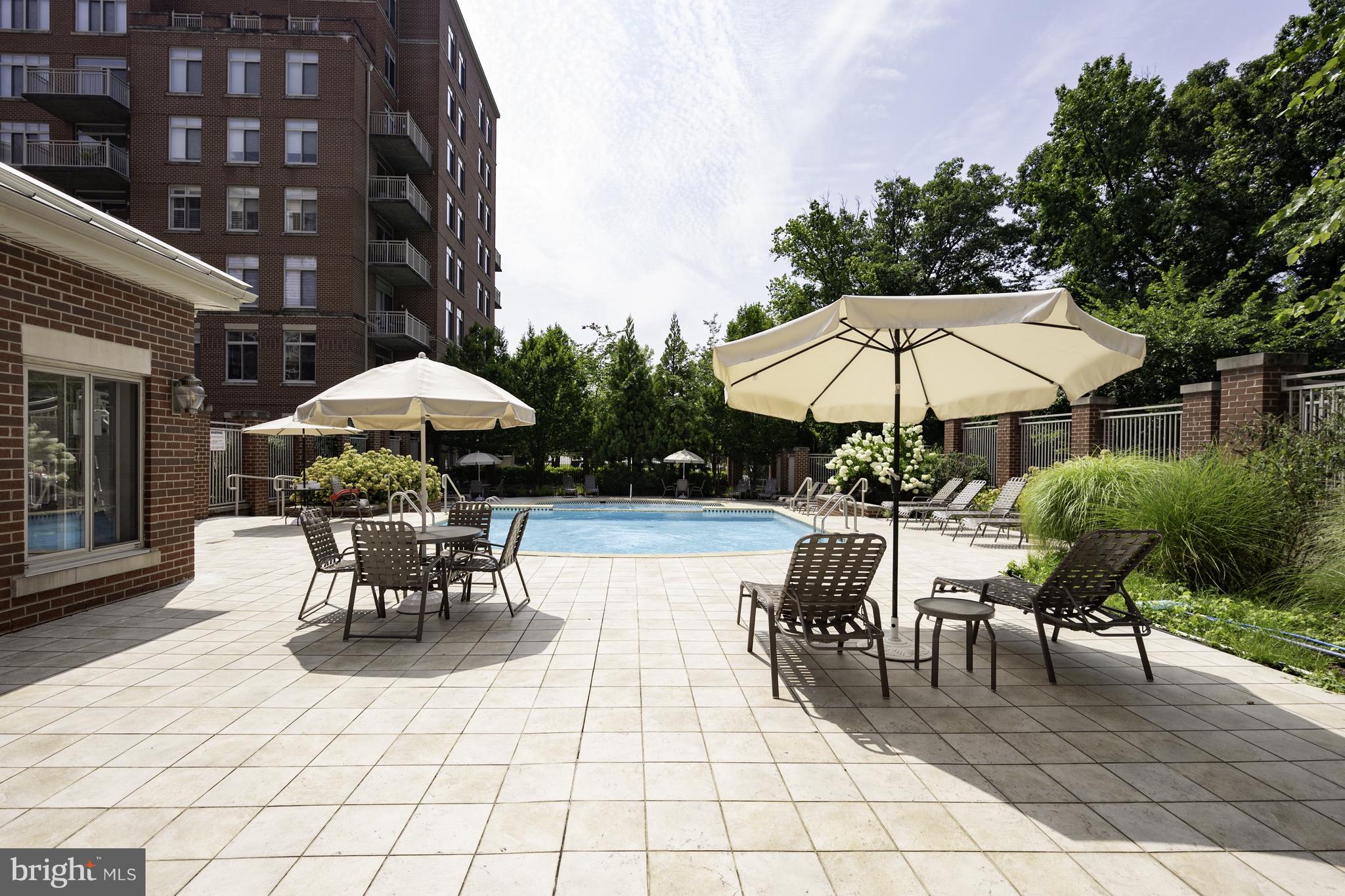 ELAN AT EAST MARKET - Residential