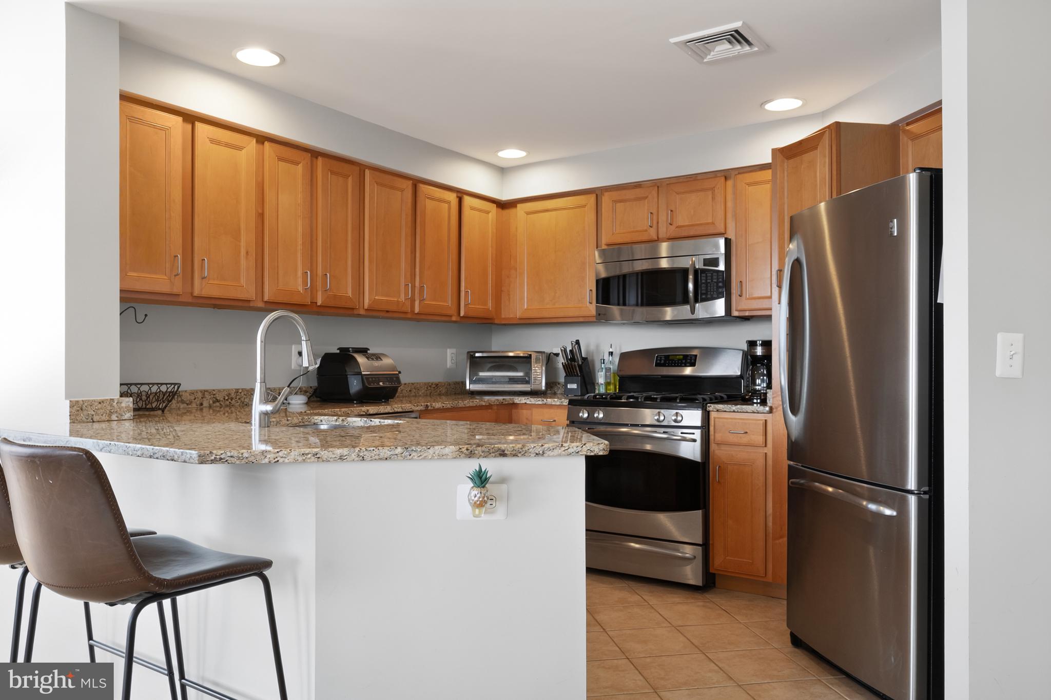 ELAN AT EAST MARKET - Residential