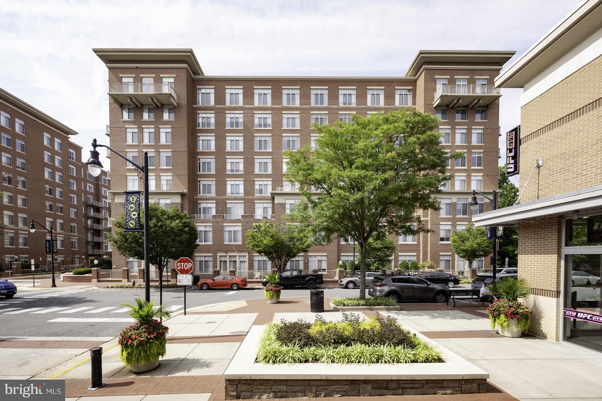 ELAN AT EAST MARKET - Residential