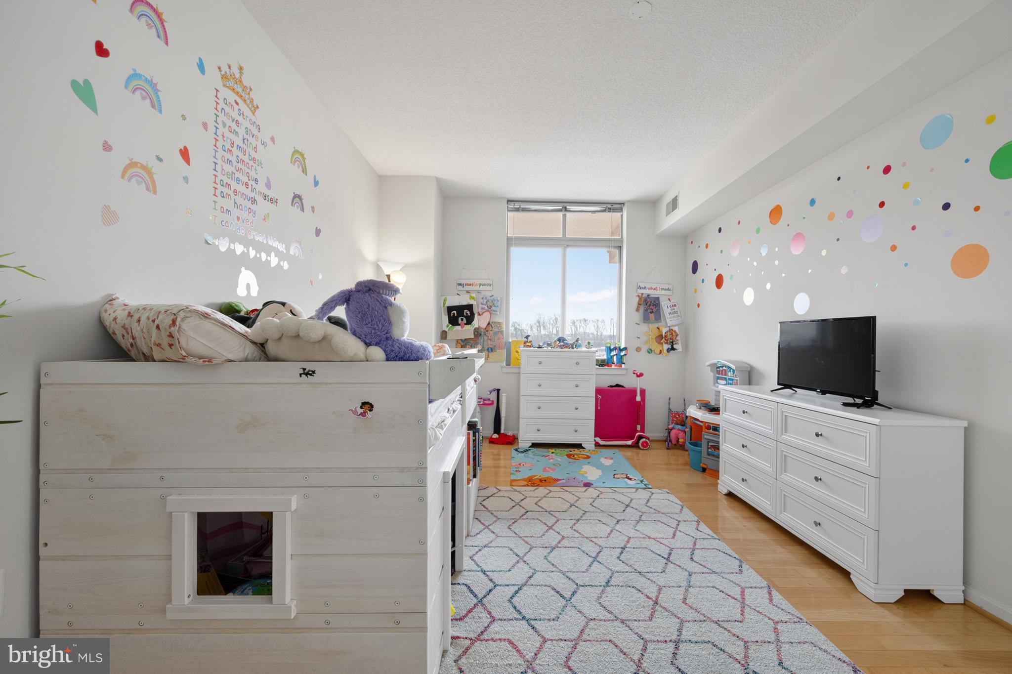 ELAN AT EAST MARKET - Residential