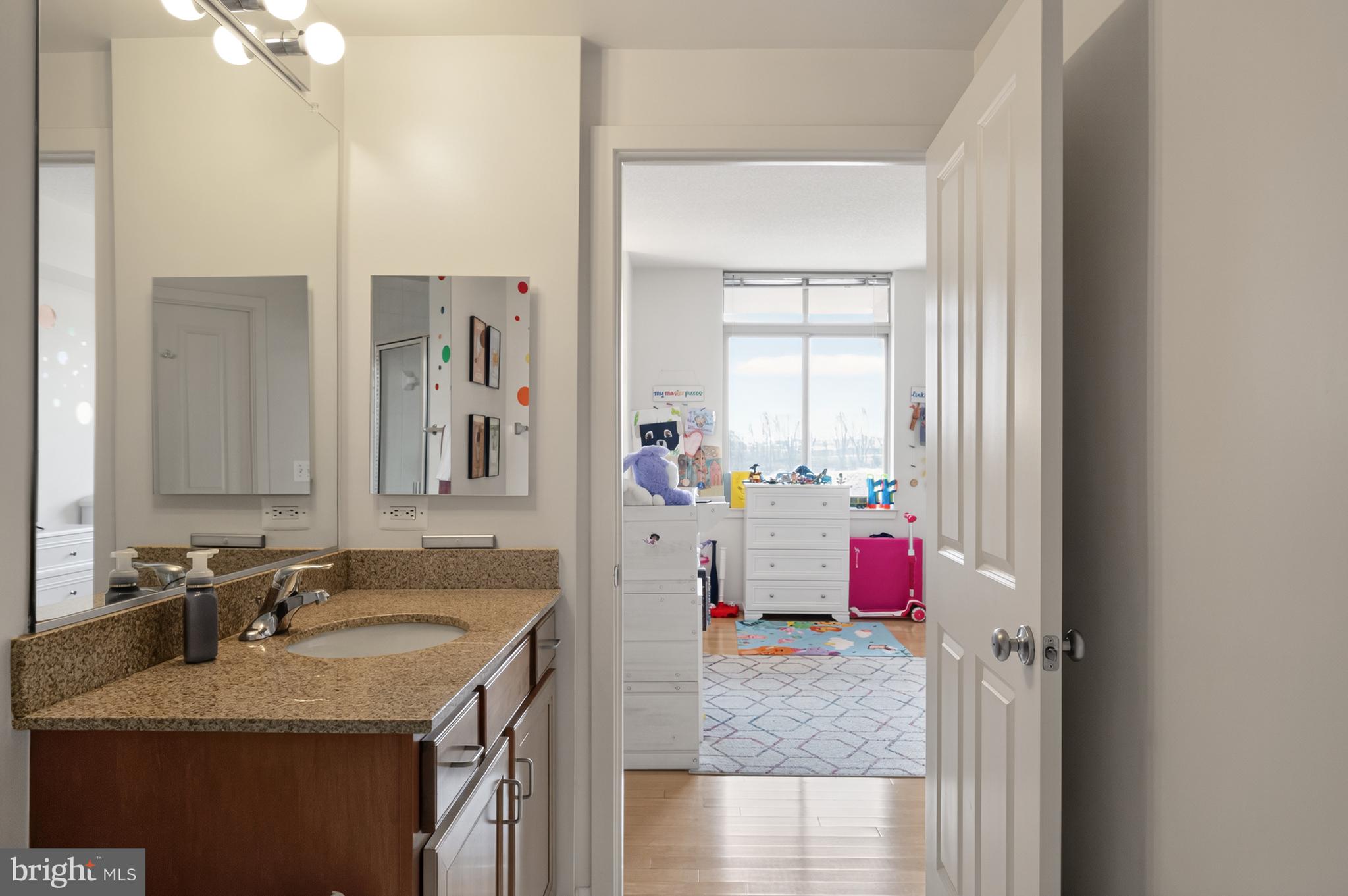 ELAN AT EAST MARKET - Residential