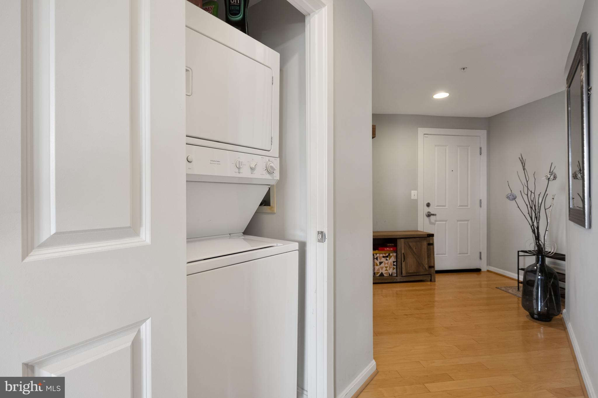 ELAN AT EAST MARKET - Residential