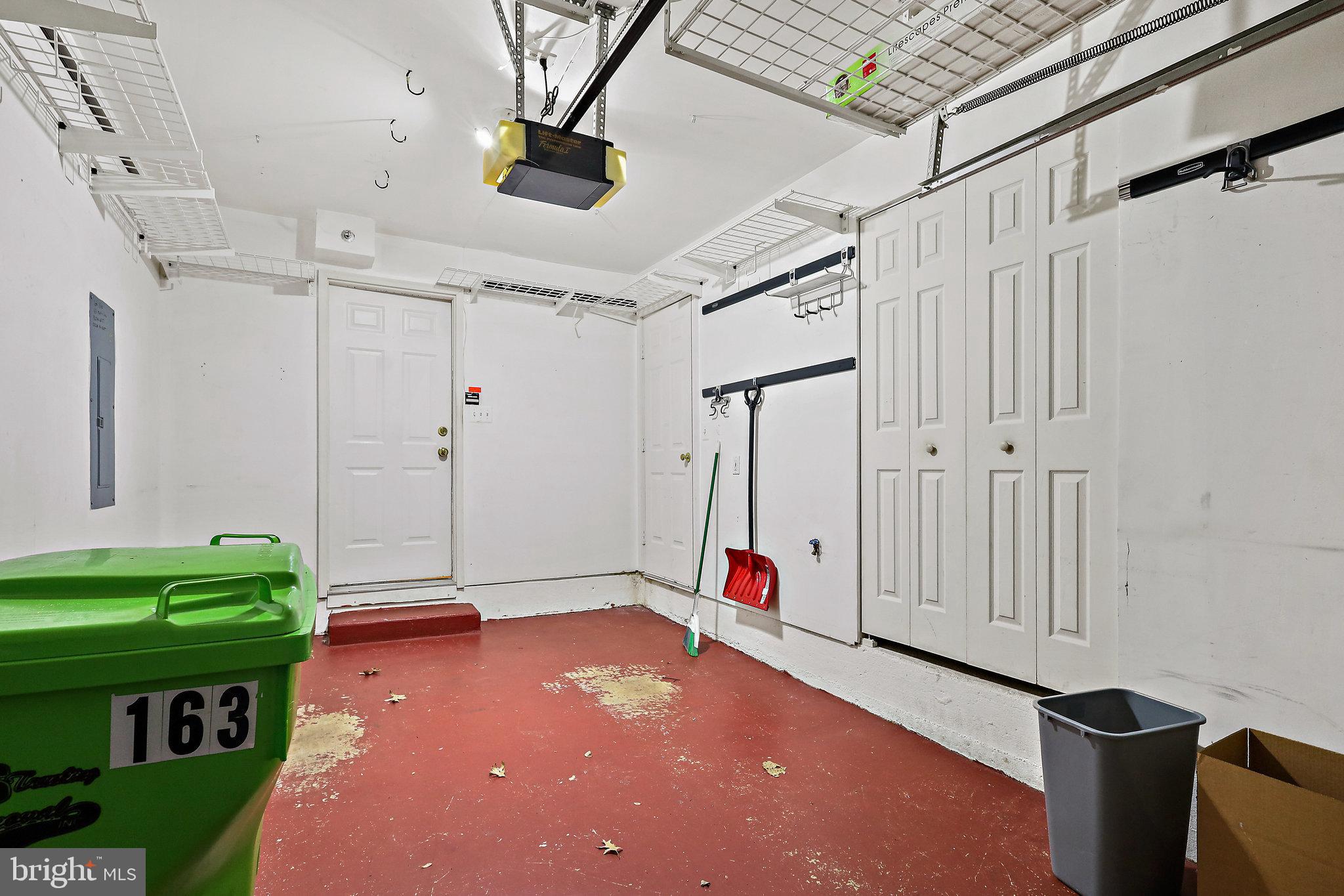 CAMERON STATION - Residential Lease