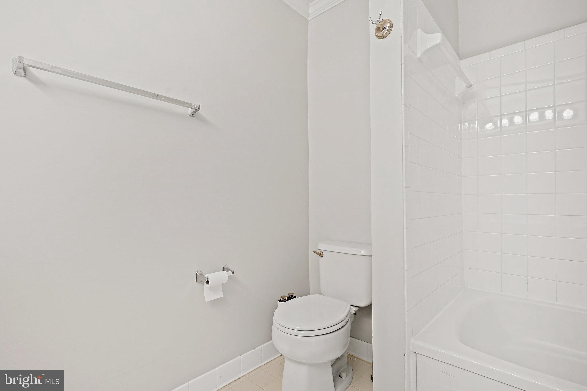 CAMERON STATION - Residential Lease