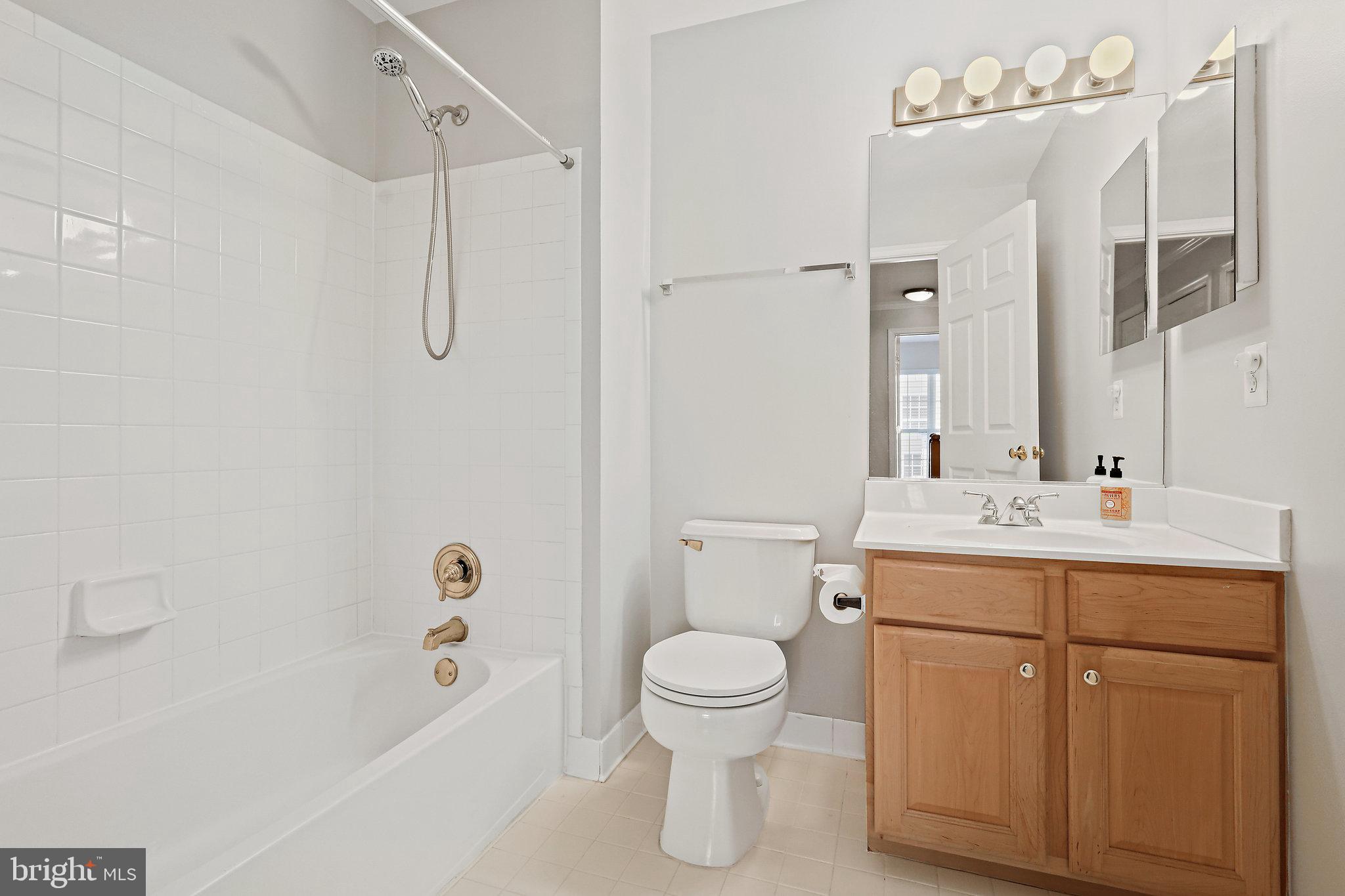 CAMERON STATION - Residential Lease