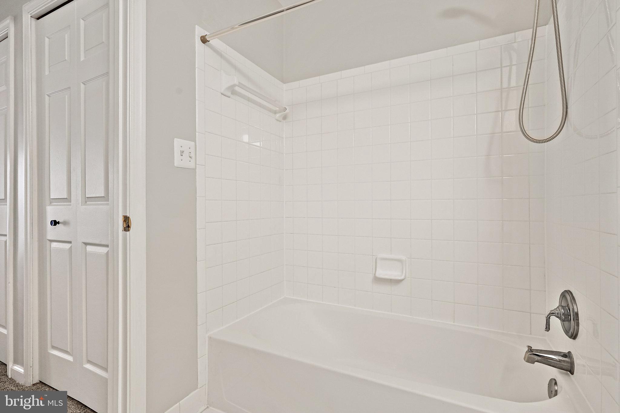 CAMERON STATION - Residential Lease