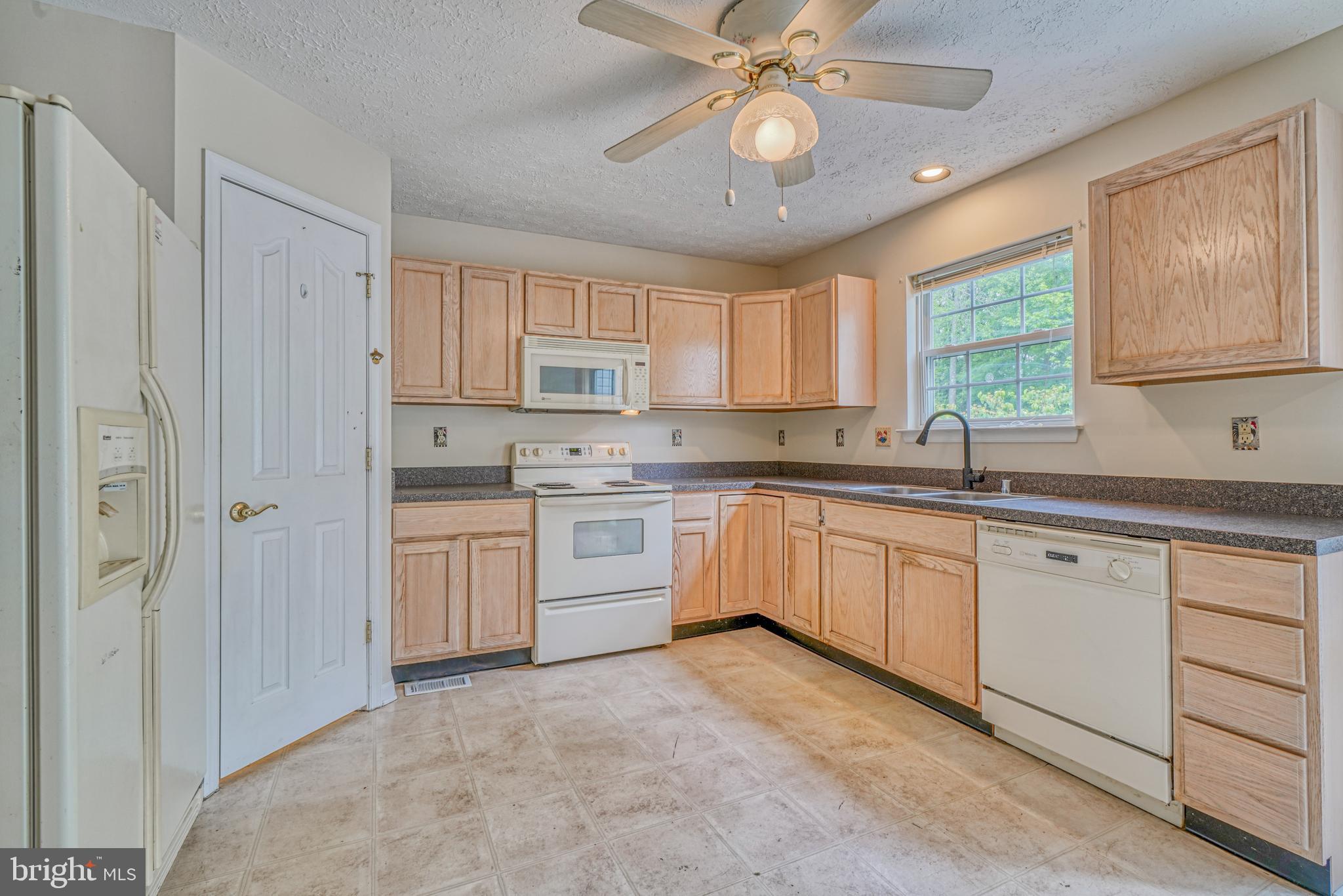 NORTH HILLS - Residential