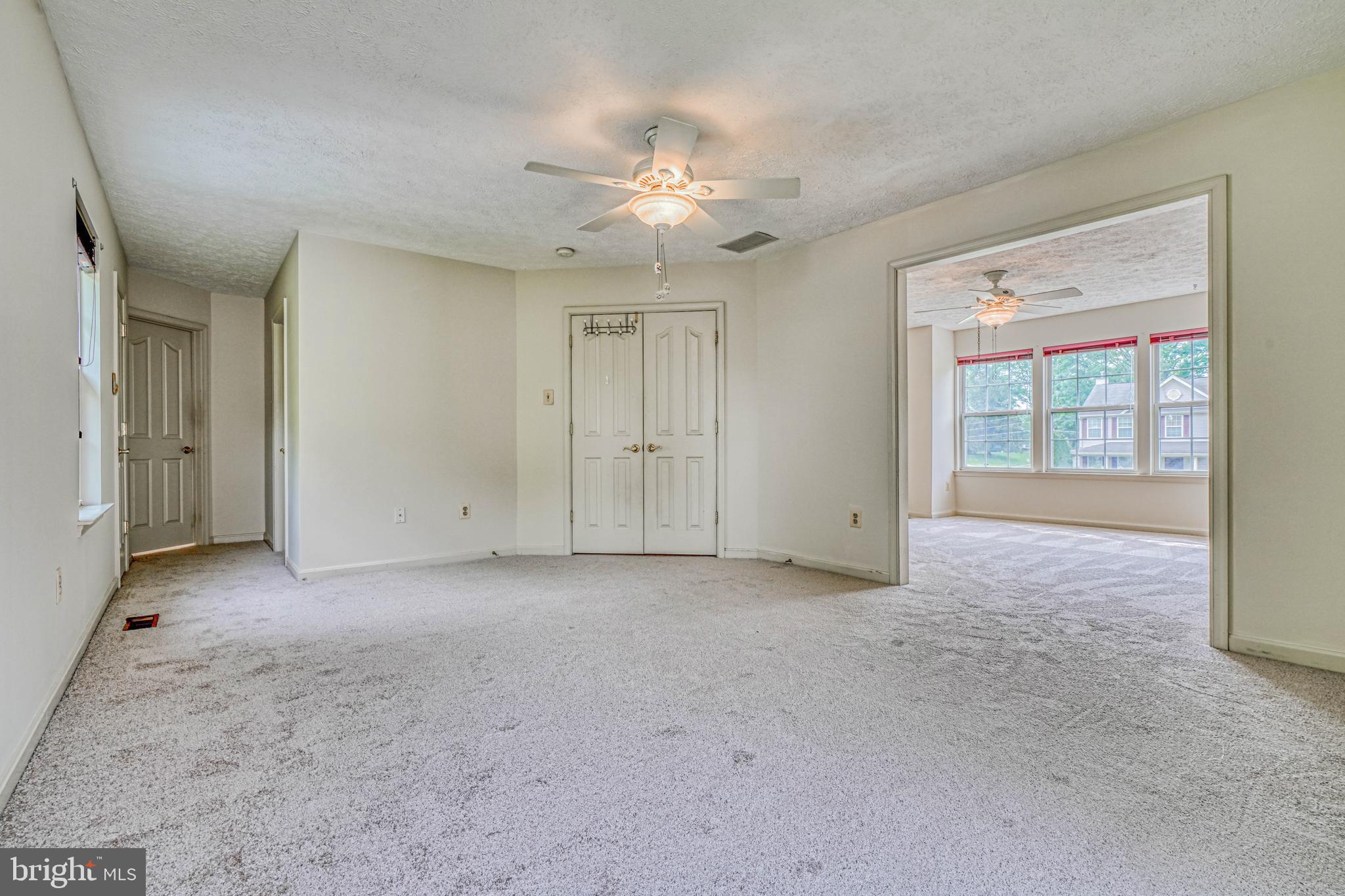 NORTH HILLS - Residential