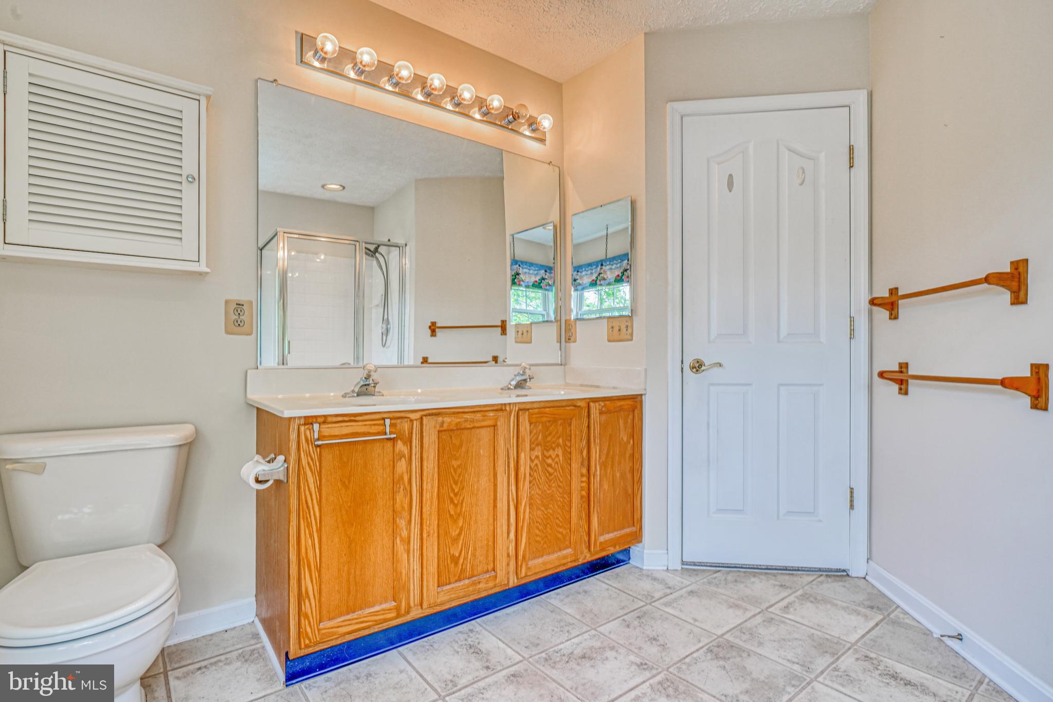 NORTH HILLS - Residential