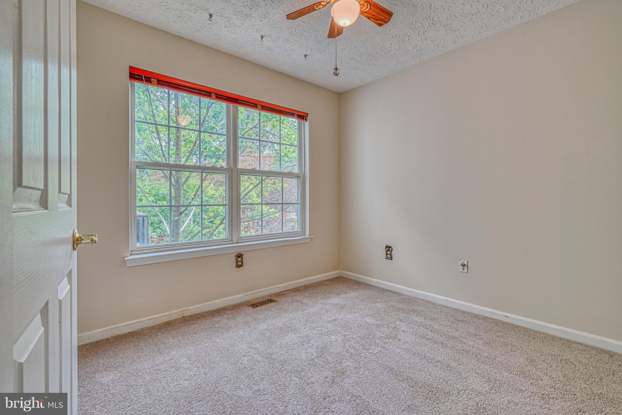 NORTH HILLS - Residential