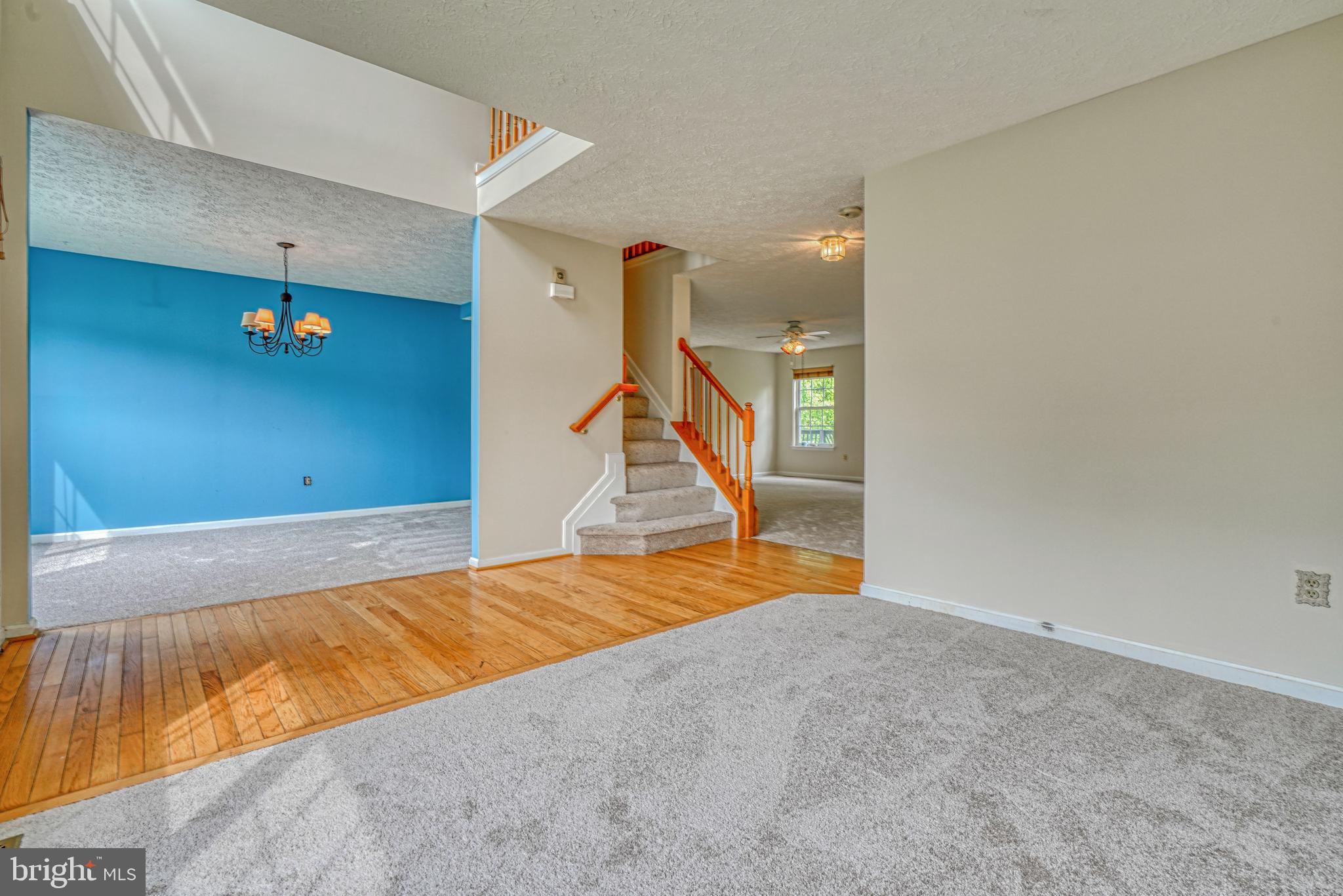 NORTH HILLS - Residential