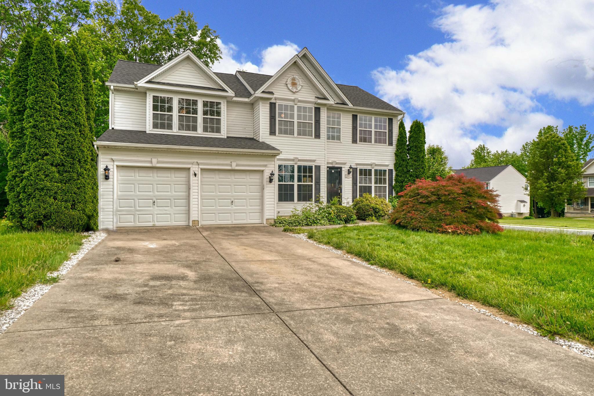 NORTH HILLS - Residential