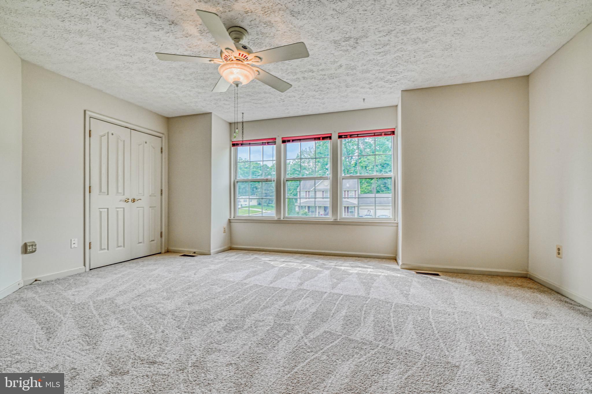 NORTH HILLS - Residential