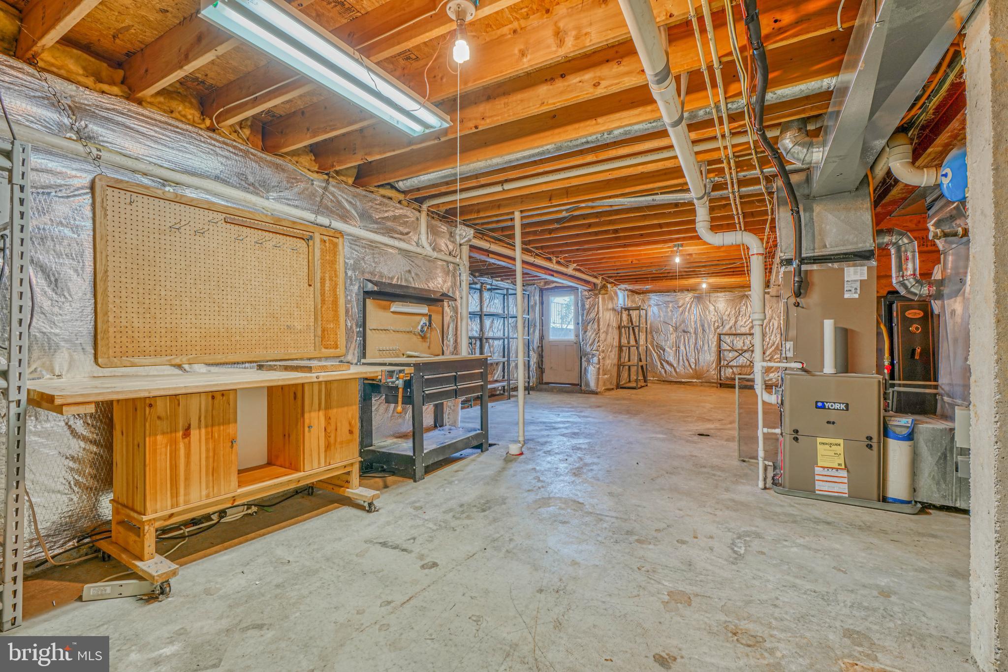 NORTH HILLS - Residential