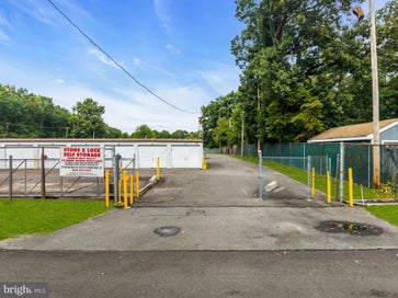408 TRENTON ROAD BROWNS MILLS NJ 08015