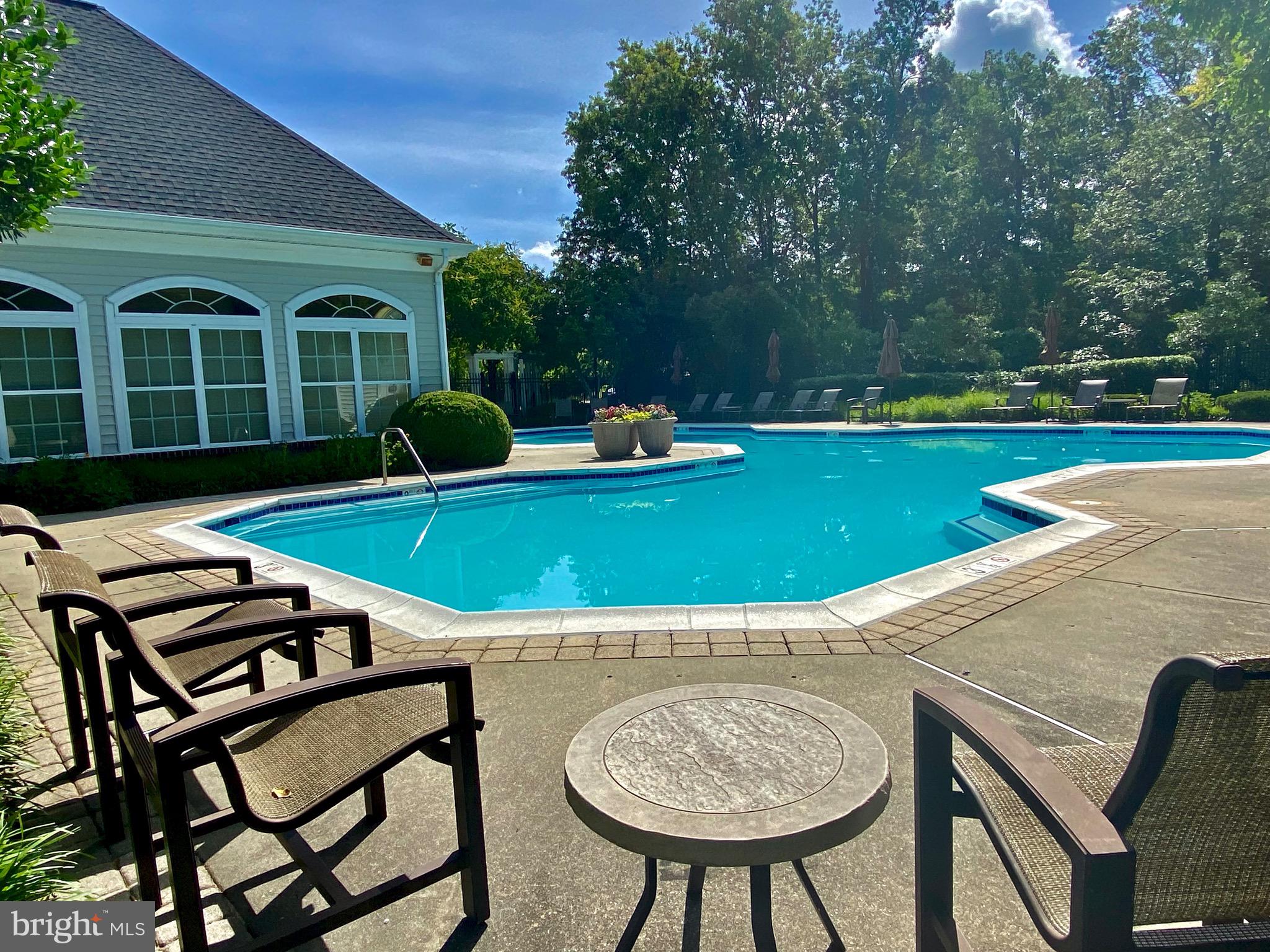 FOX MILL STATION - Residential Lease