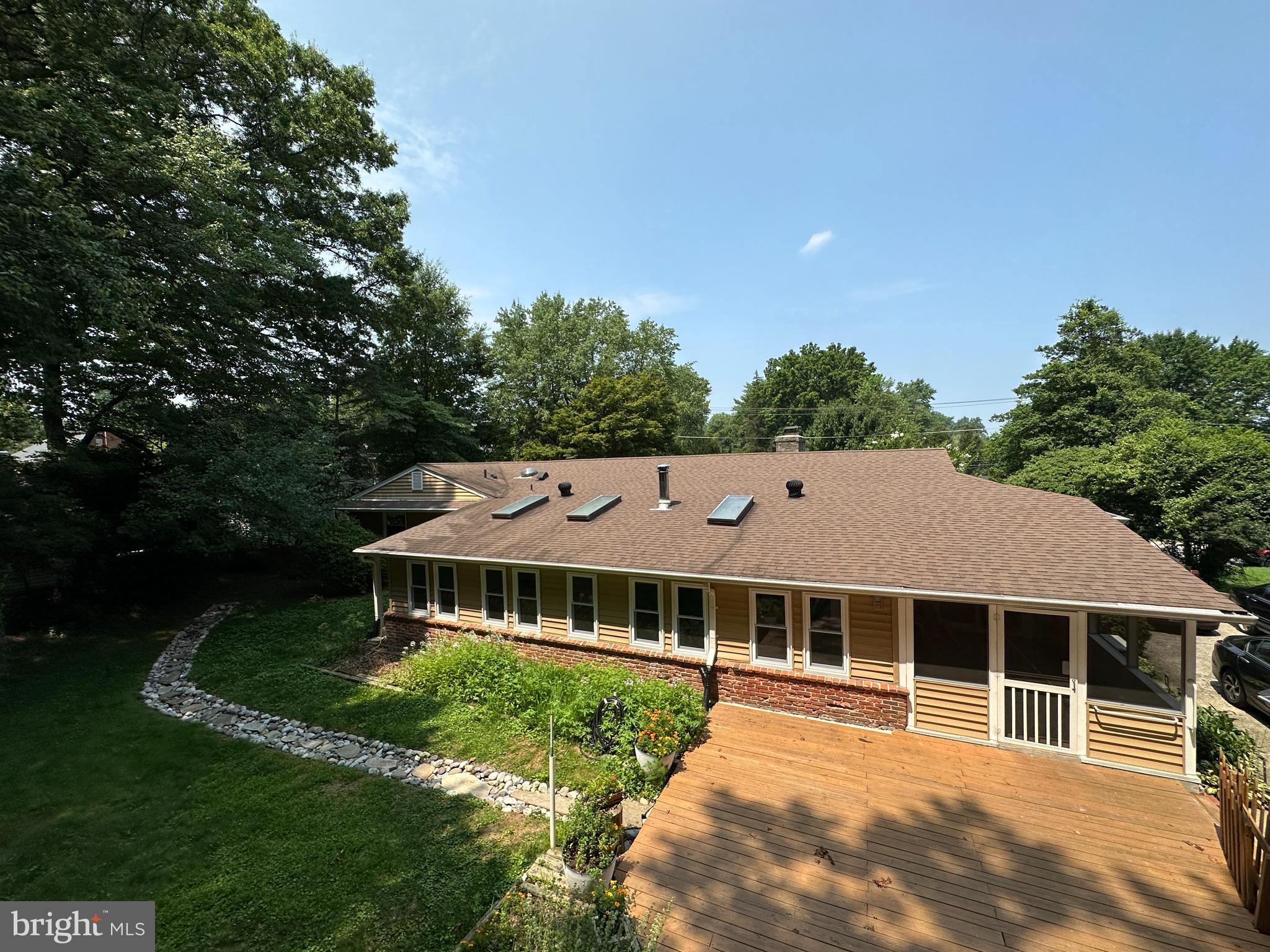 COLLEGE VIEW - Residential