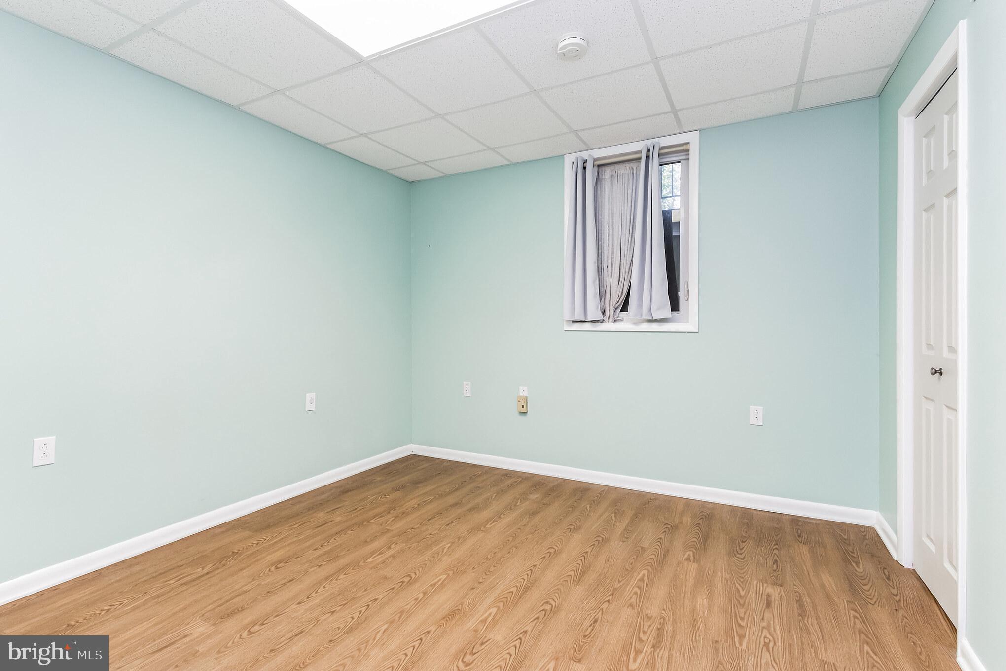 COLLEGE VIEW - Residential