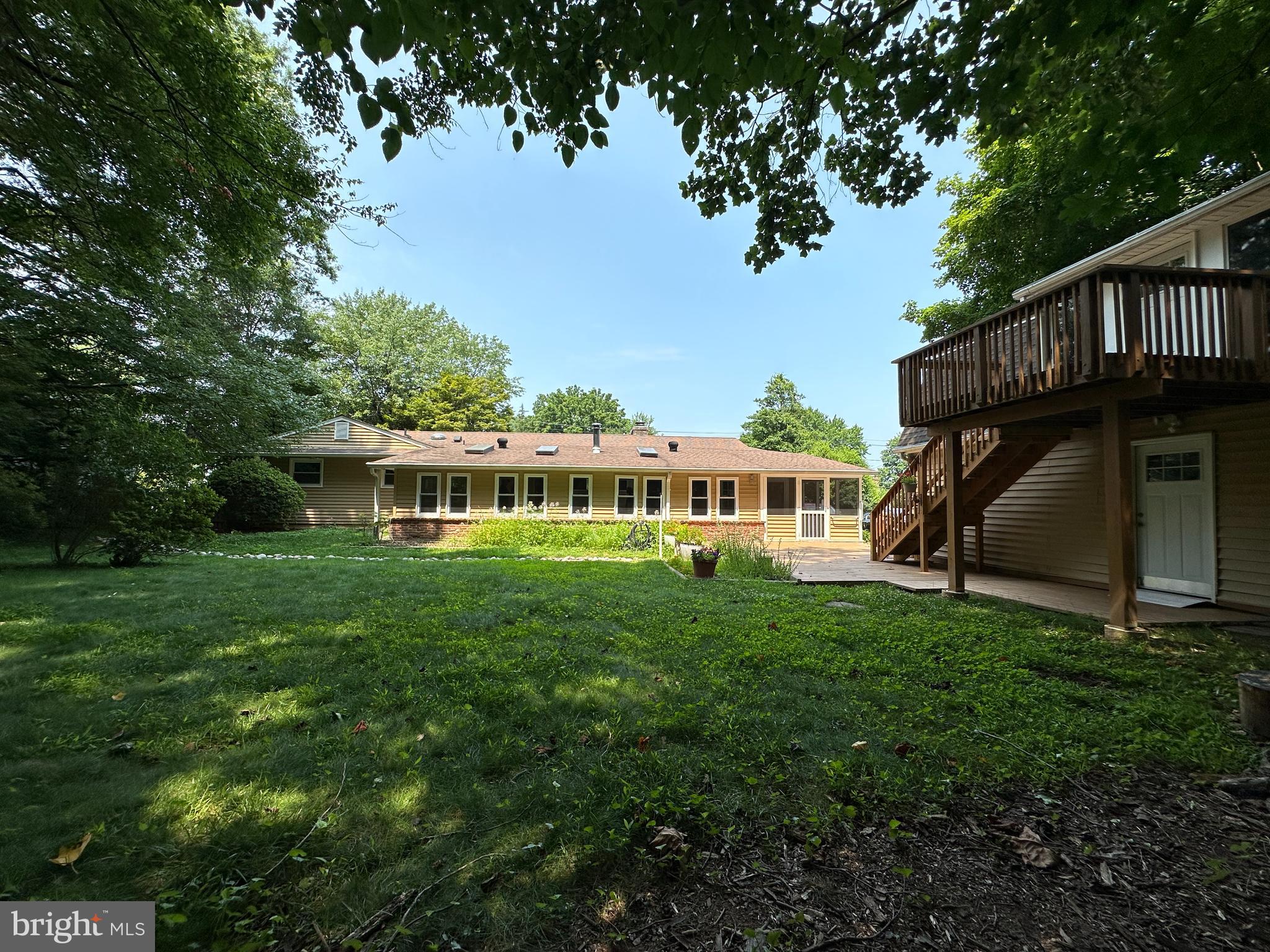 COLLEGE VIEW - Residential