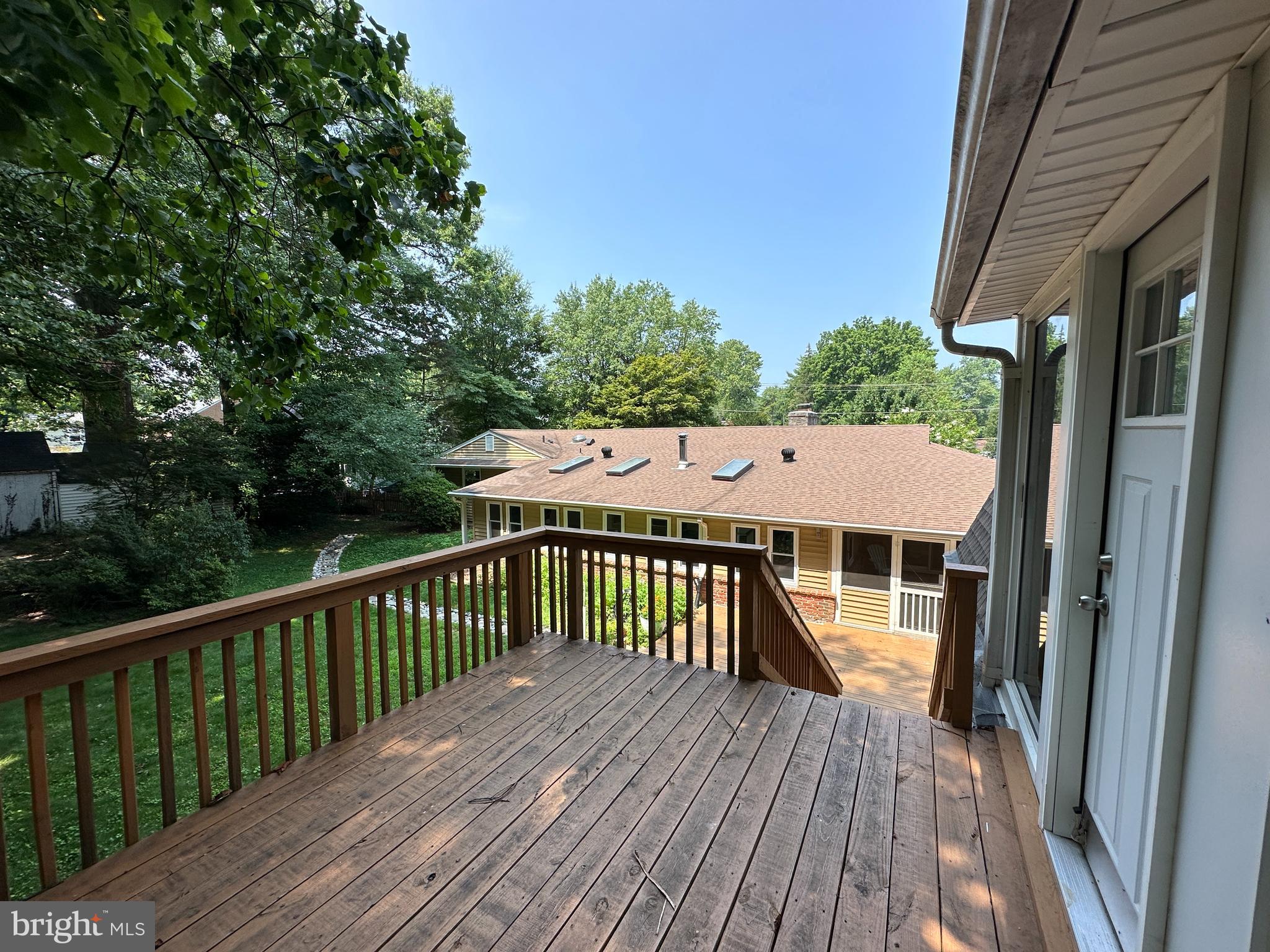 COLLEGE VIEW - Residential