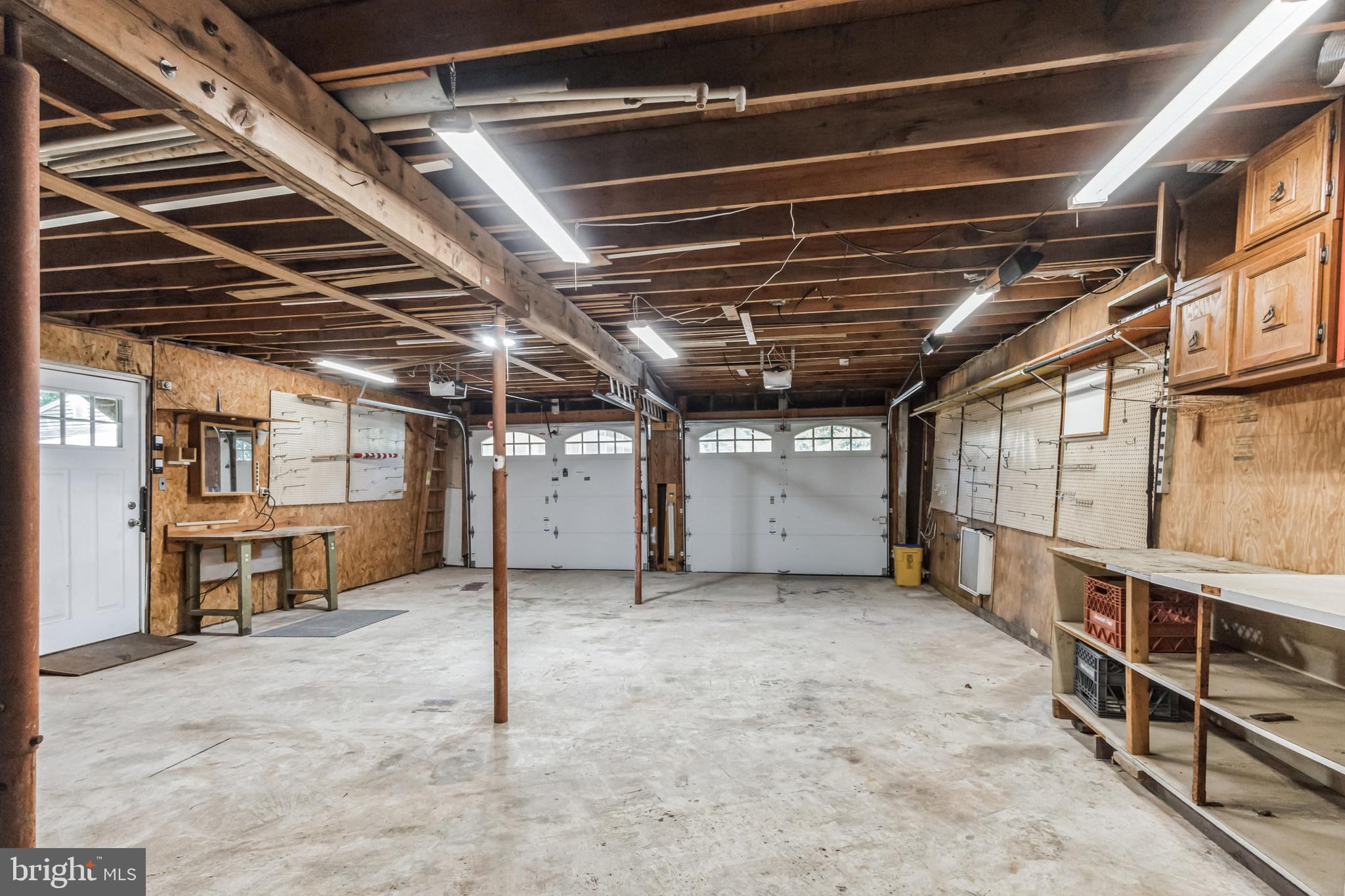 COLLEGE VIEW - Residential