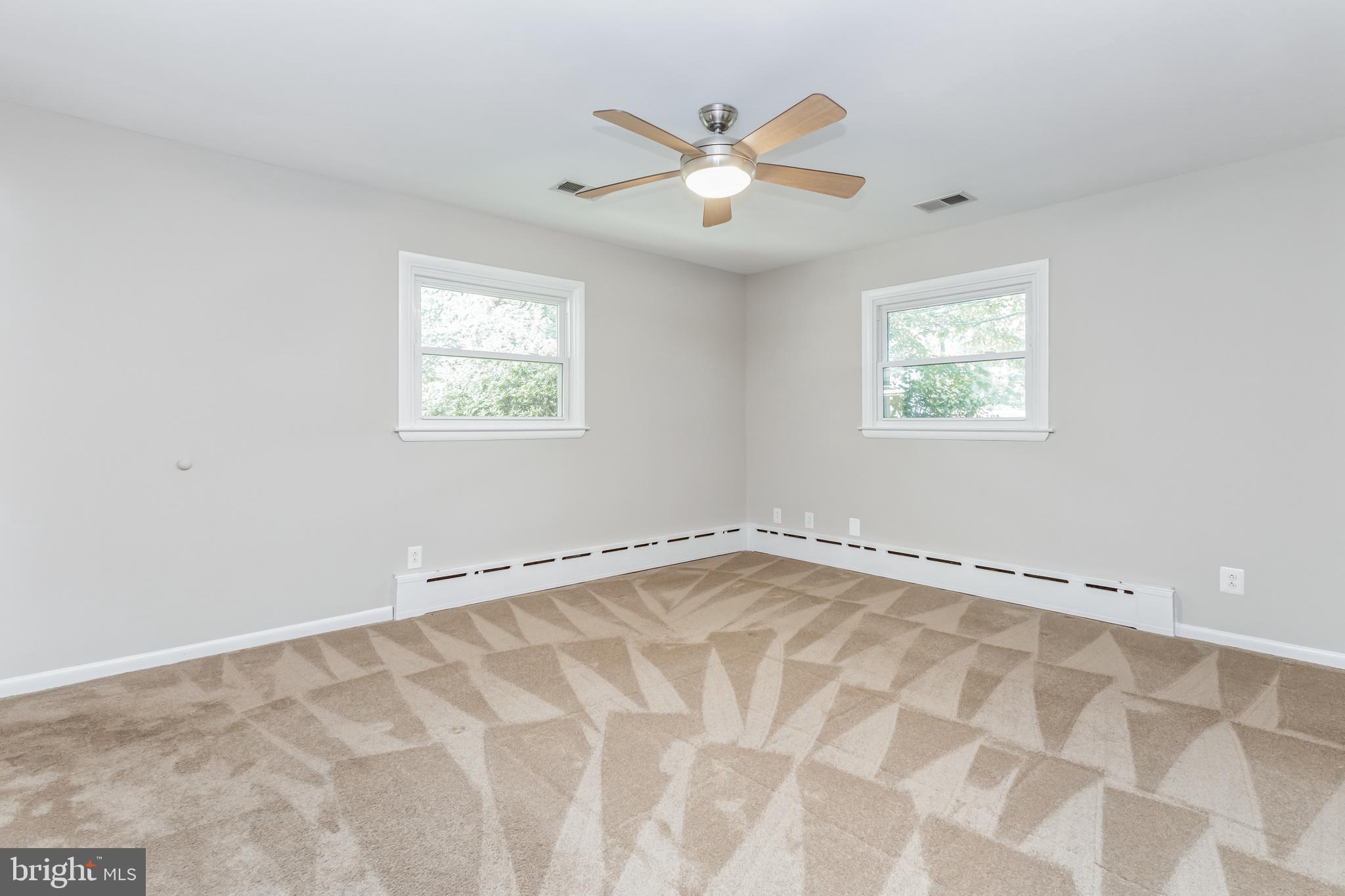 COLLEGE VIEW - Residential