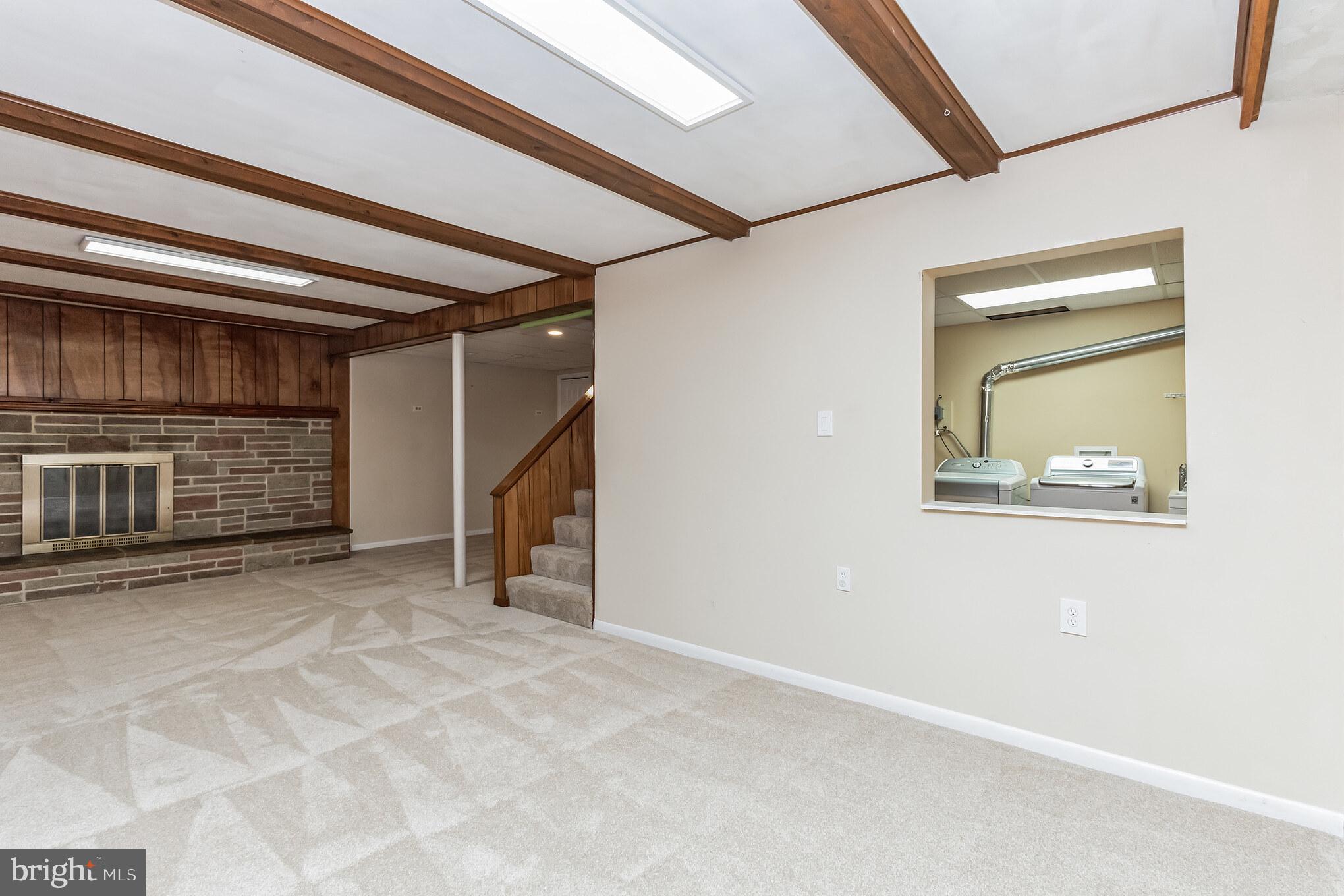 COLLEGE VIEW - Residential