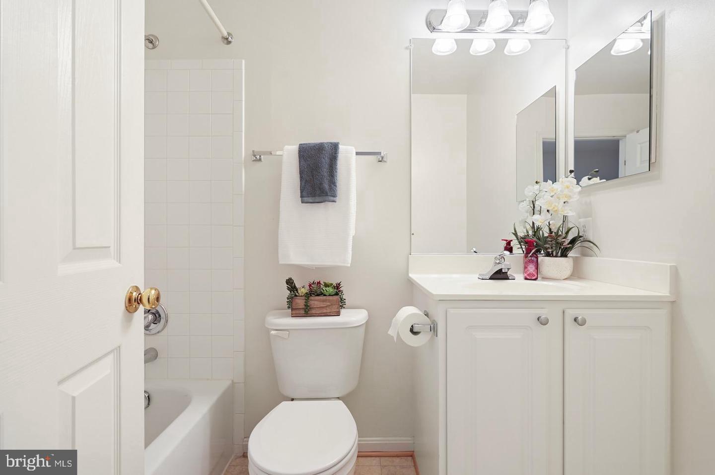 PARKSIDE AT DULLES - Residential Lease