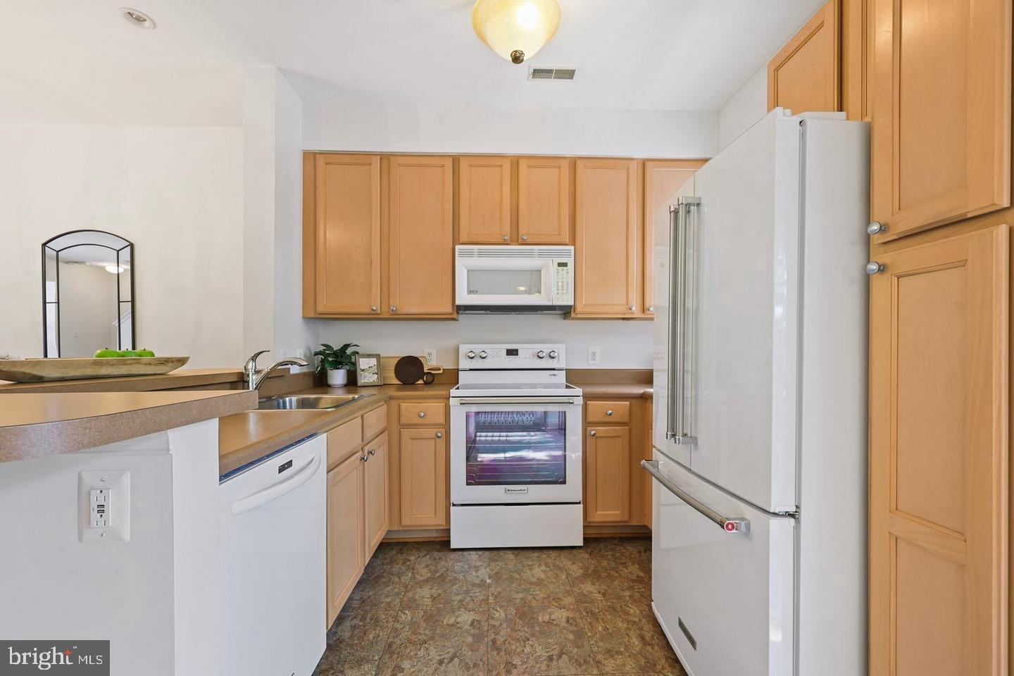 PARKSIDE AT DULLES - Residential Lease