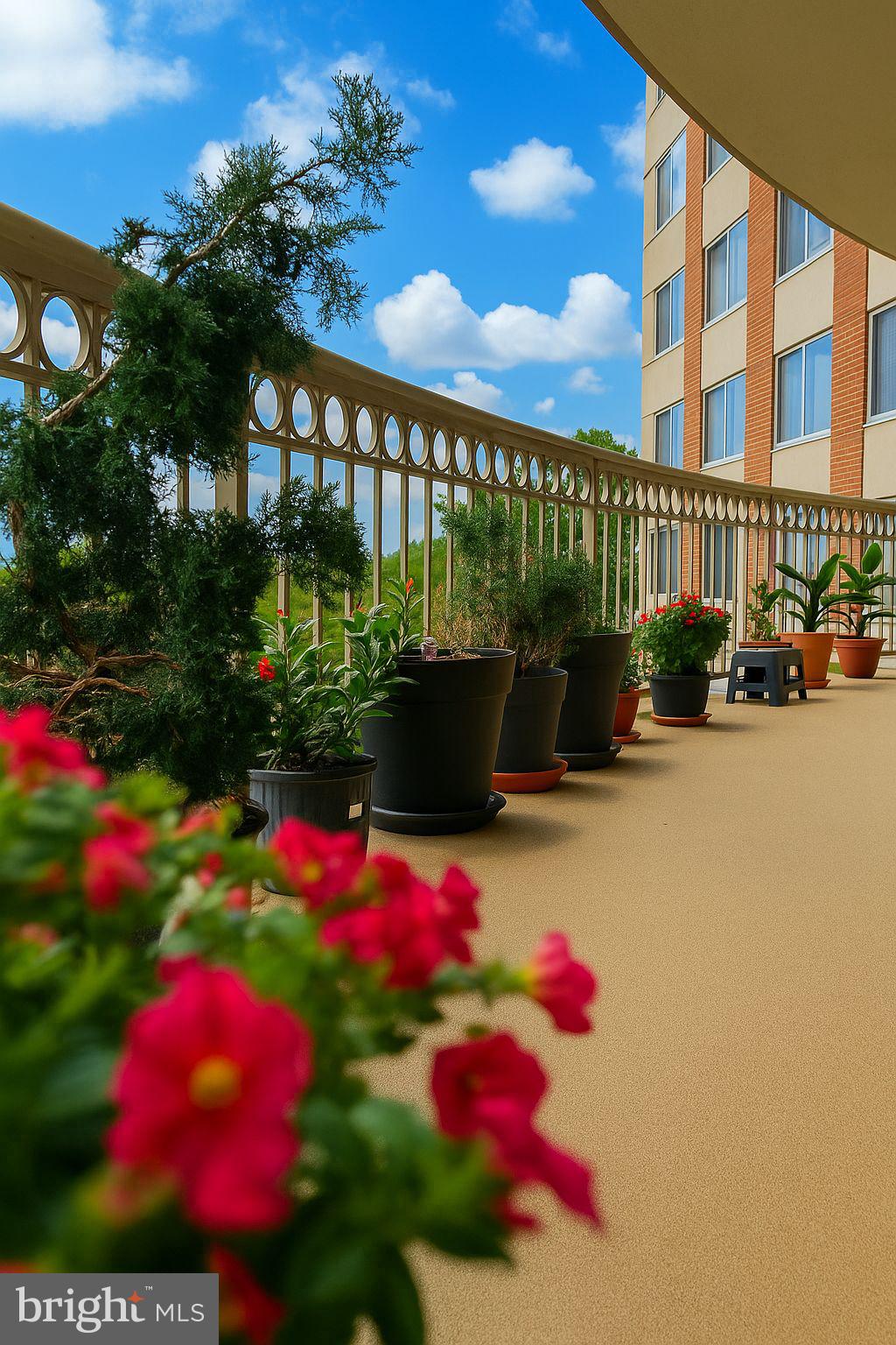 5802 NICHOLSON LANE 2-604