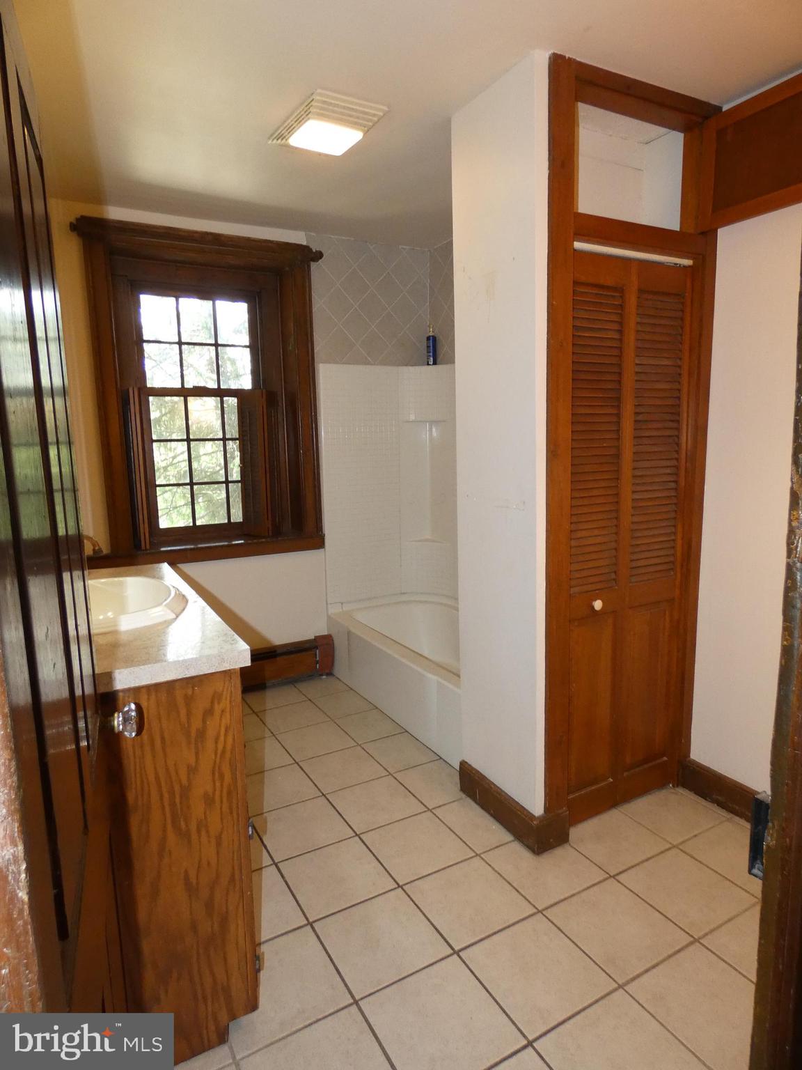 COLUMBIA BOROUGH - Residential