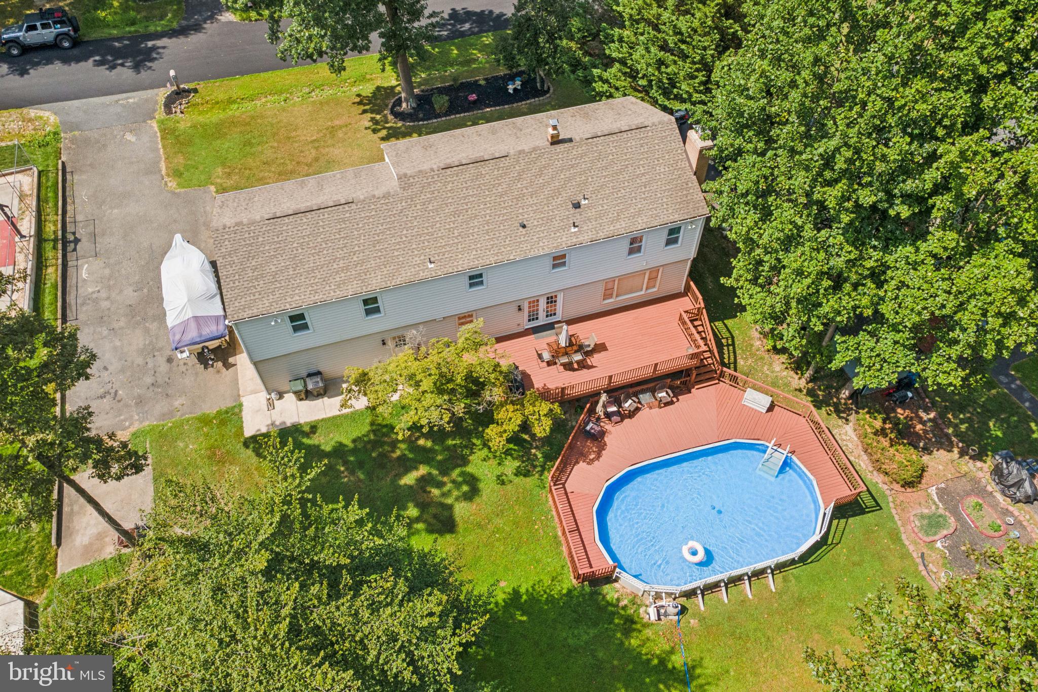 3147 LOOKOUT POINT COURT