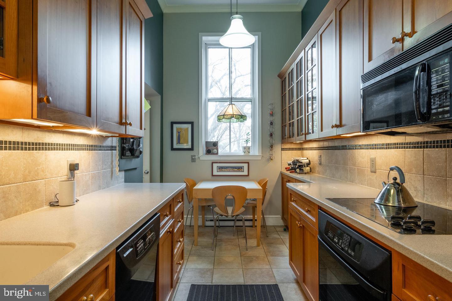 SWANN DAINGERFIELD - Residential Lease