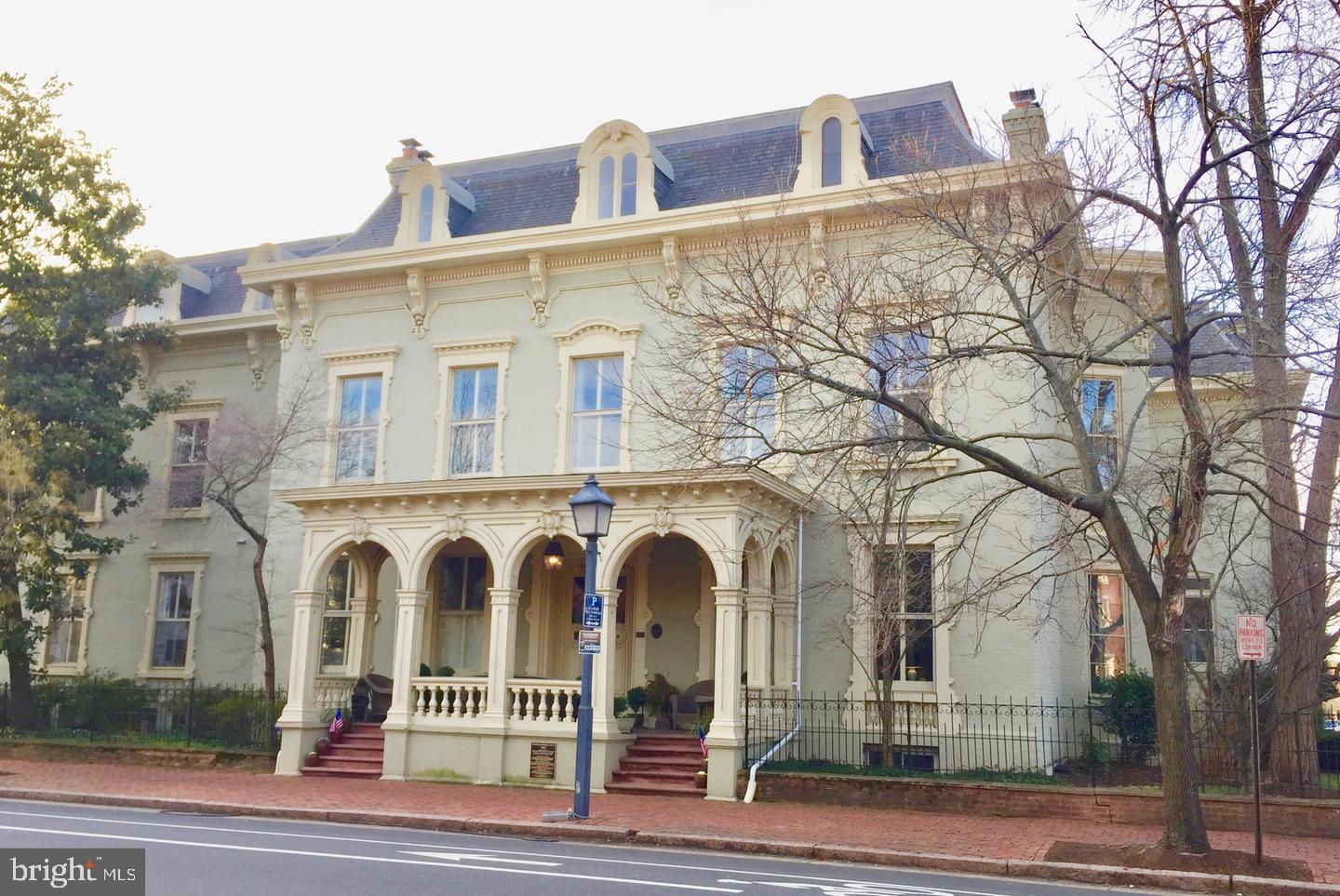 SWANN DAINGERFIELD - Residential Lease