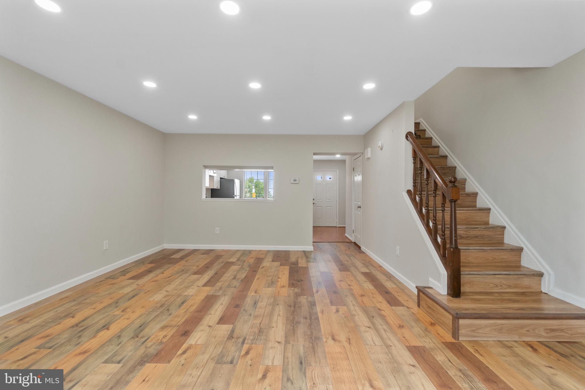 BELVEDERE SQUARE - Residential