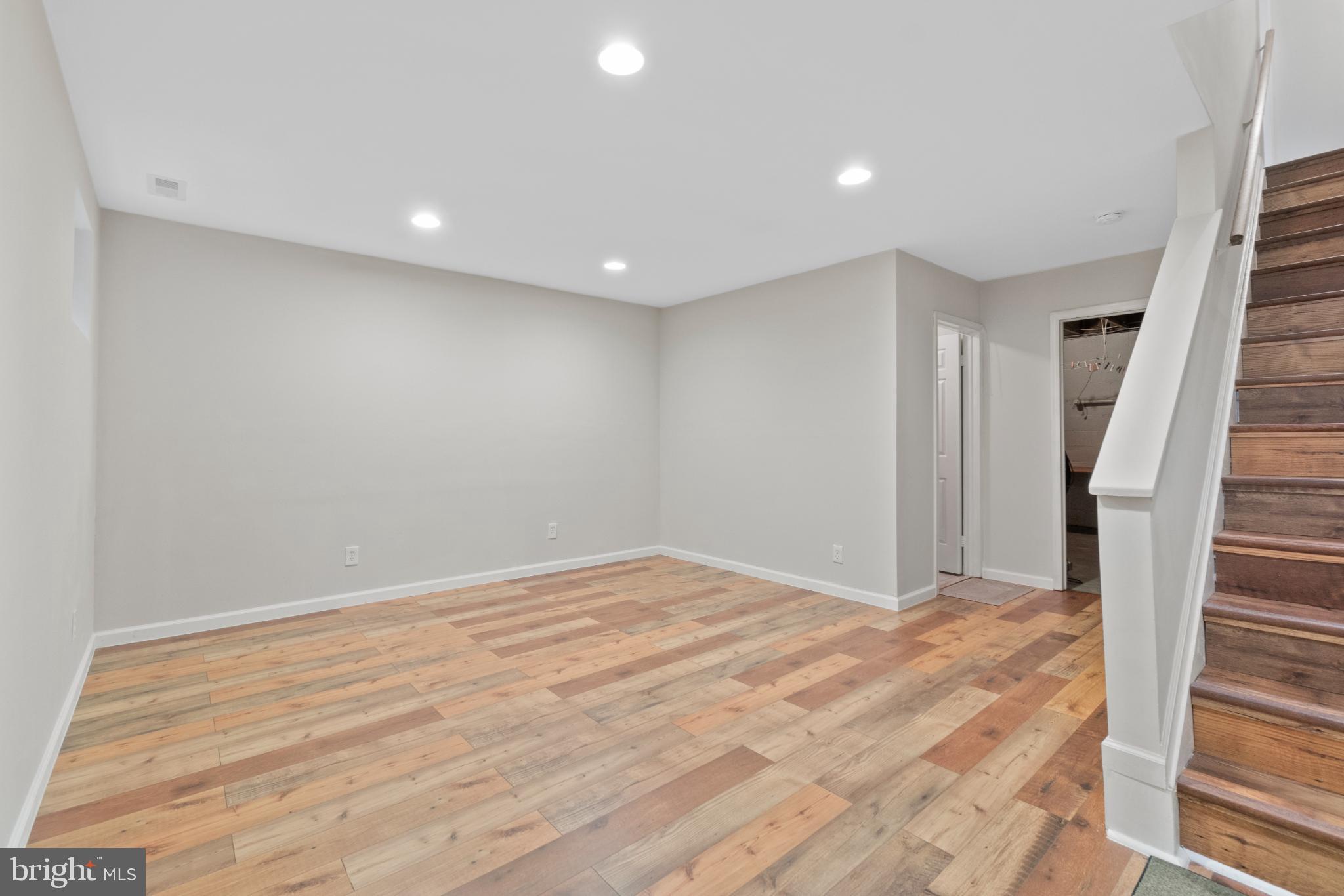 BELVEDERE SQUARE - Residential