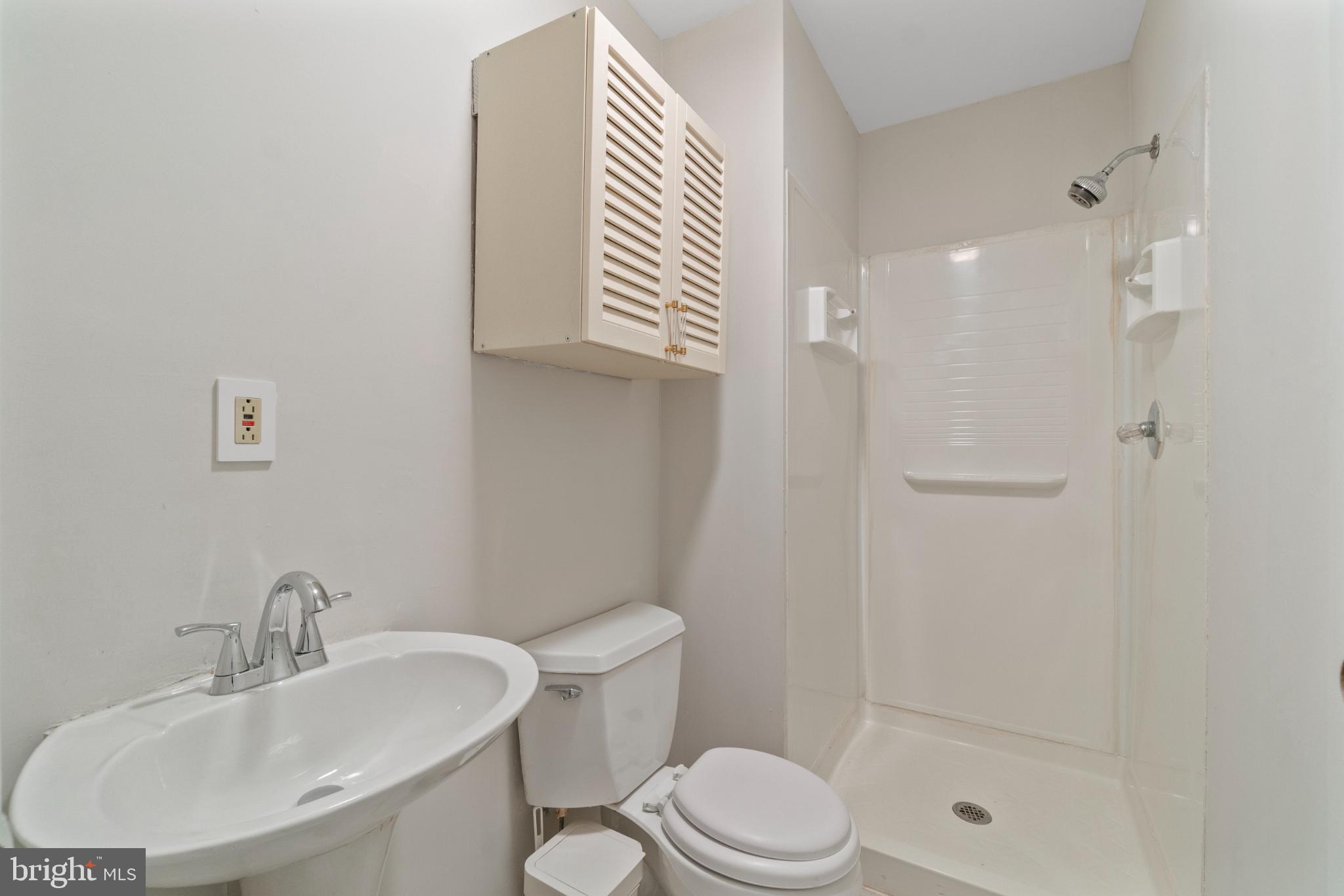 BELVEDERE SQUARE - Residential