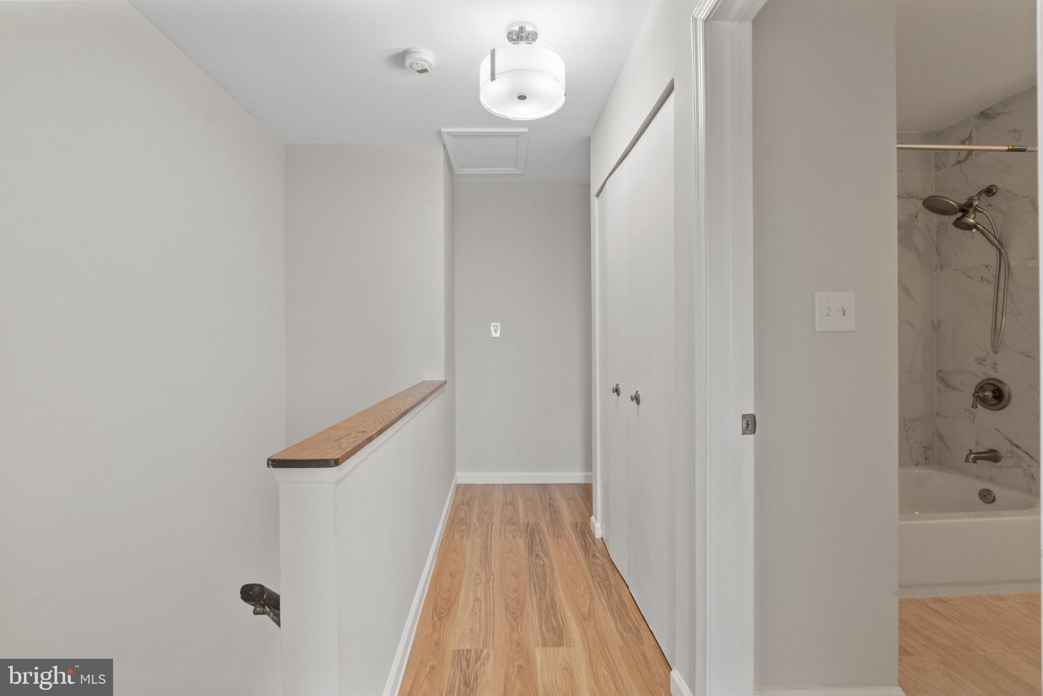 BELVEDERE SQUARE - Residential