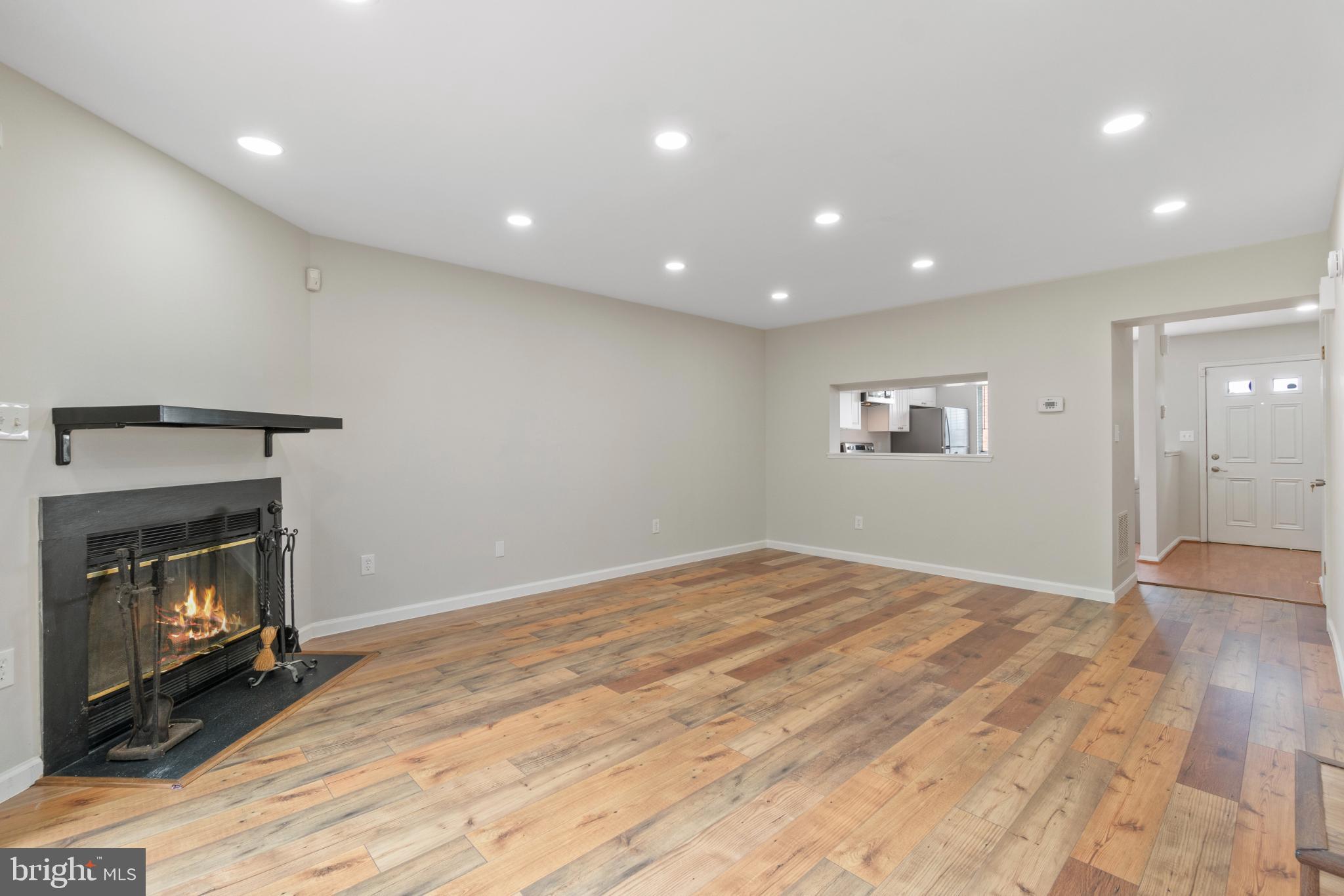 BELVEDERE SQUARE - Residential